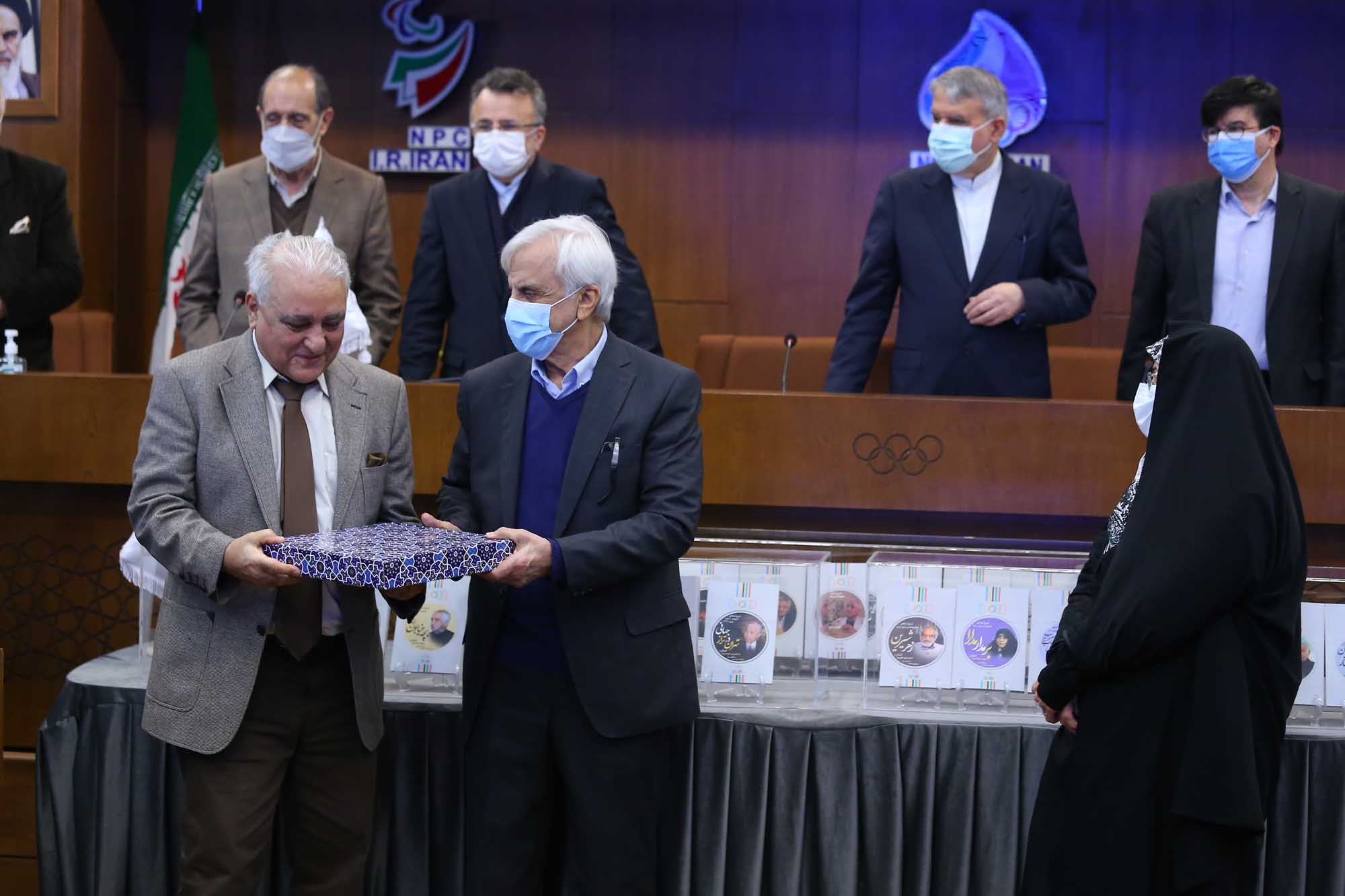 مراسم رونمایی از دستاوردهای حاصل از طرح های تاریخ شفاهی ورزش ایران