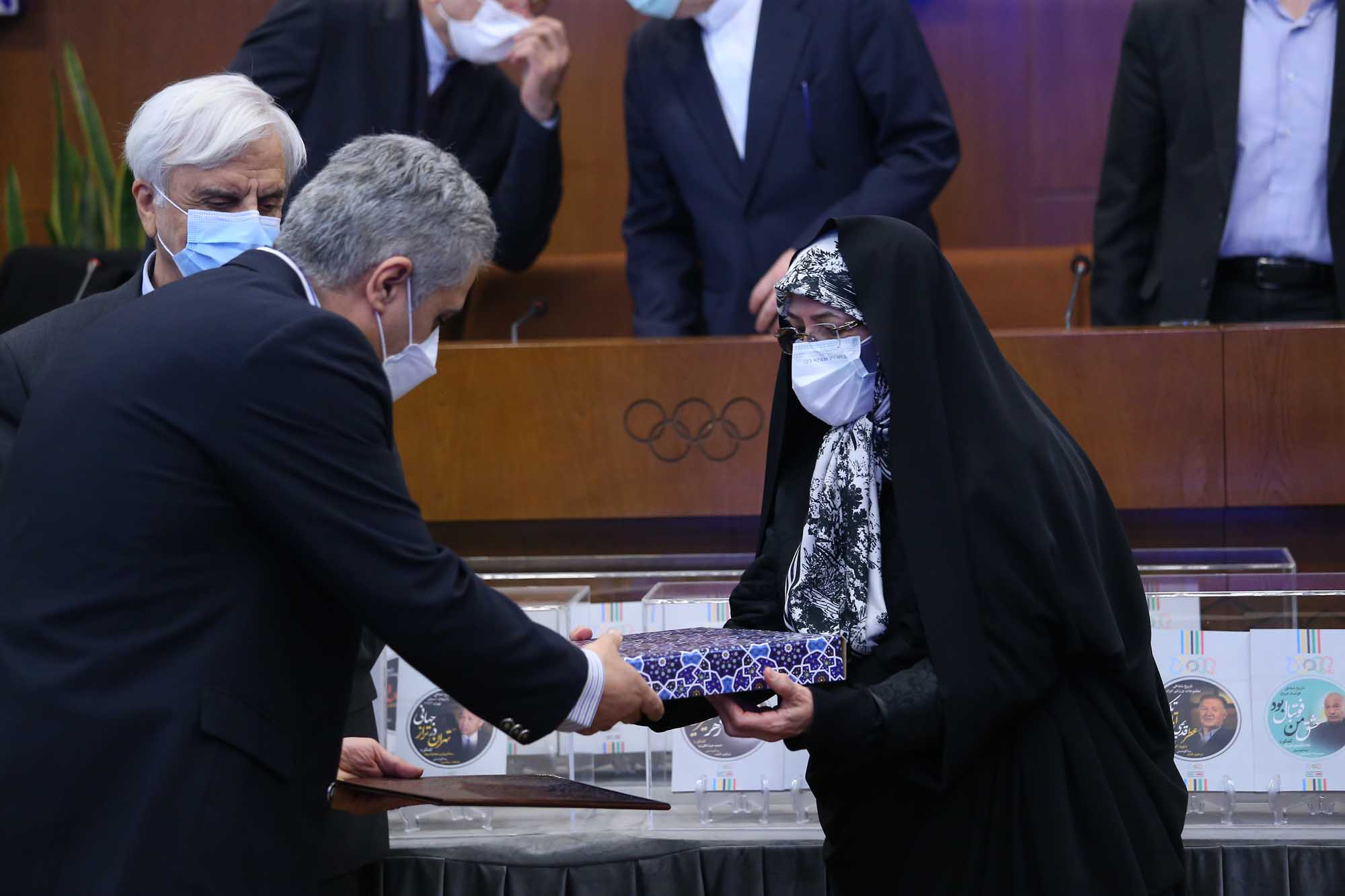 مراسم رونمایی از دستاوردهای حاصل از طرح های تاریخ شفاهی ورزش ایران