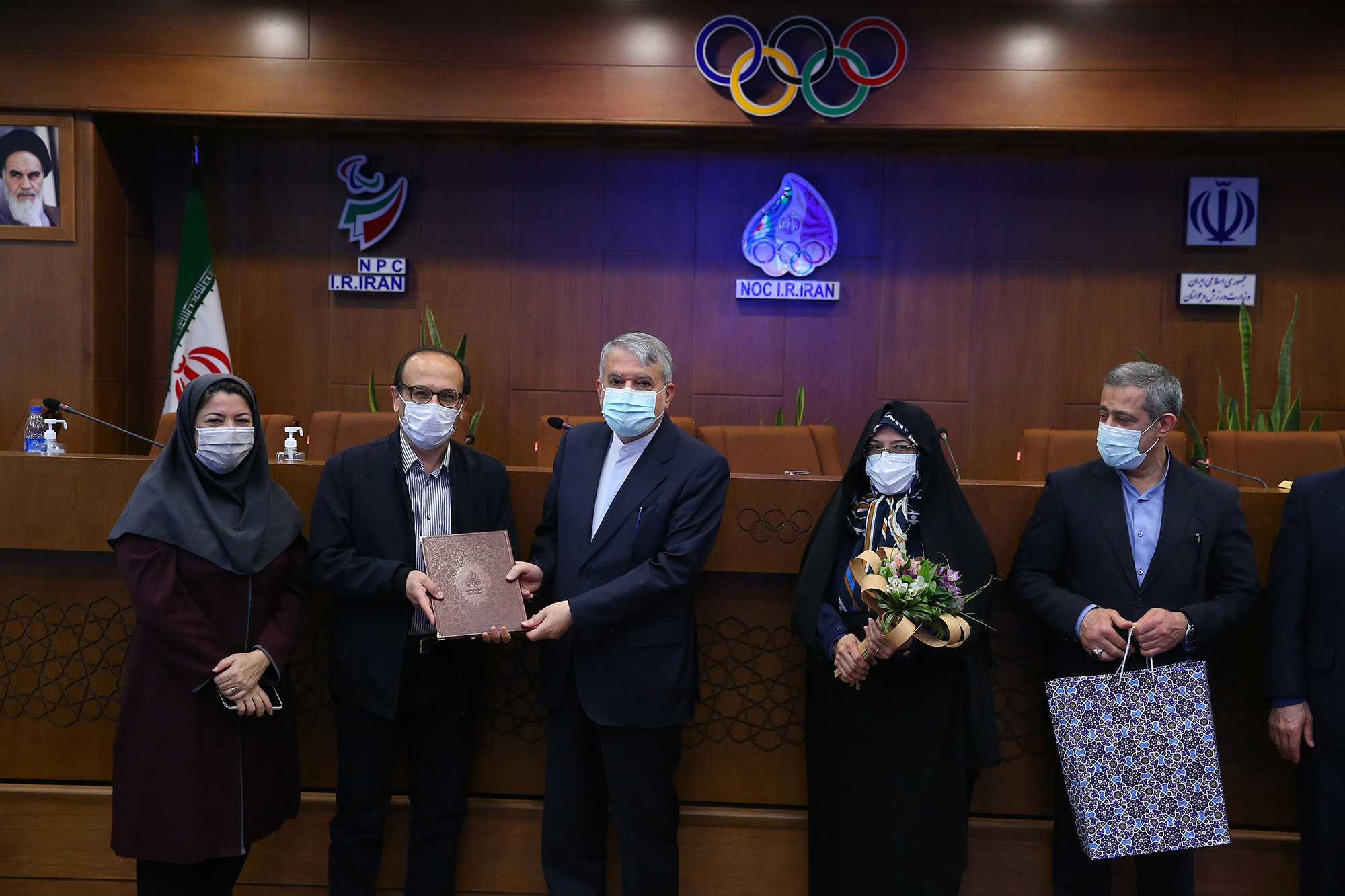 مراسم تقدیر از بازنشستگان کمیته و آکادمی ملی المپیک 22