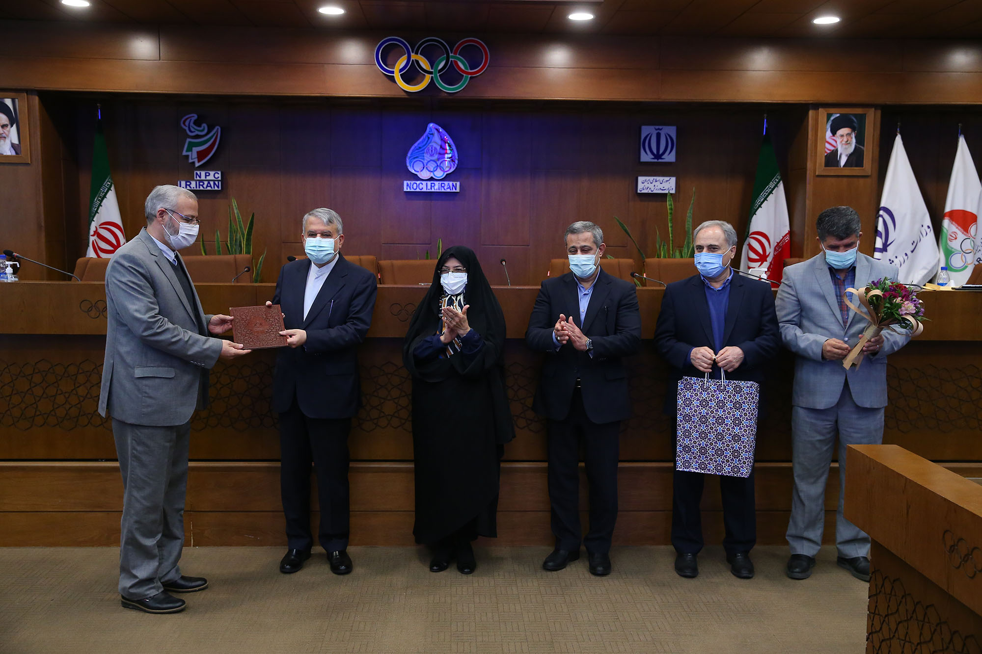 مراسم تقدیر از بازنشستگان کمیته و آکادمی ملی المپیک 27