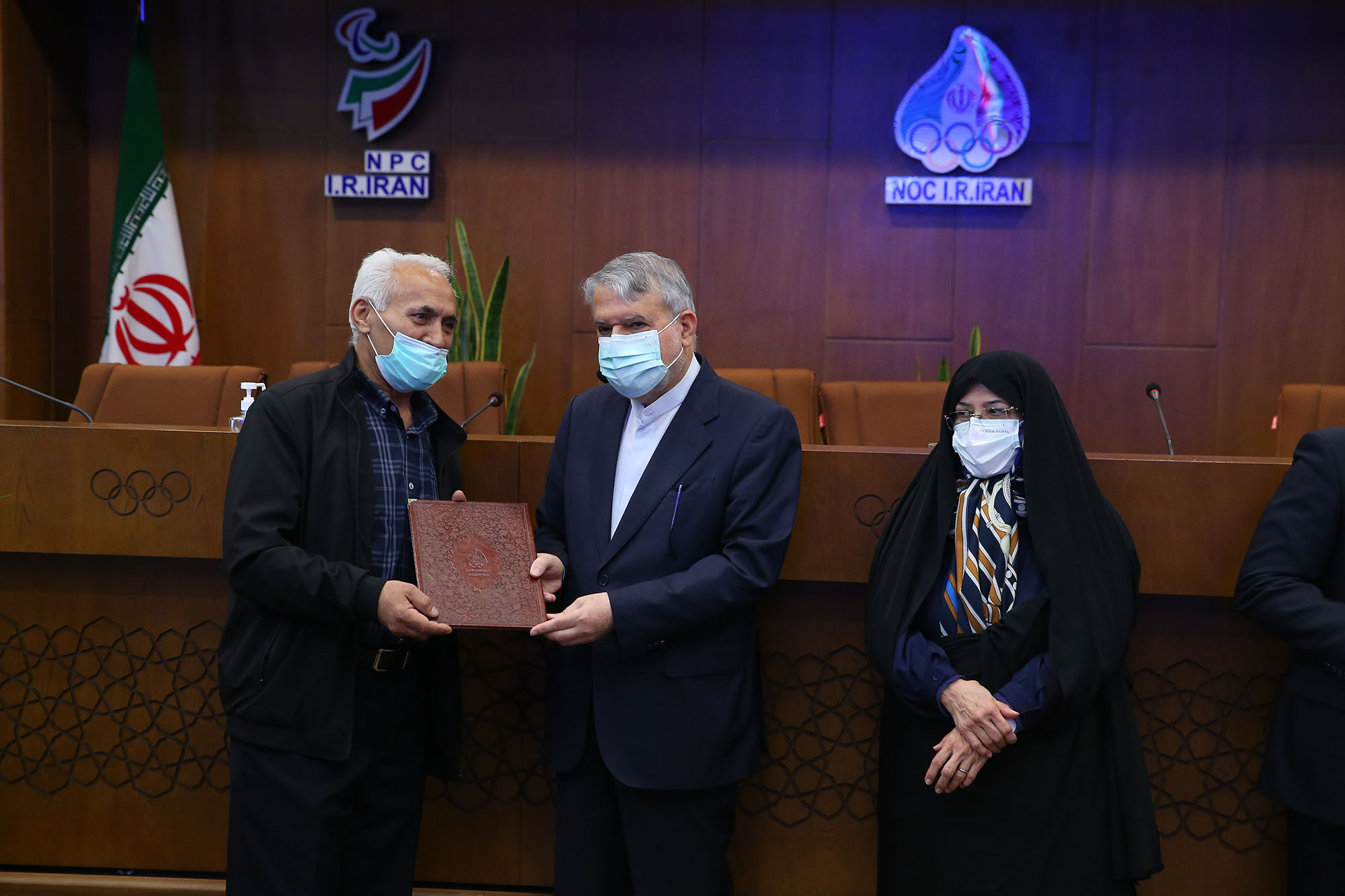 مراسم تقدیر از بازنشستگان کمیته و آکادمی ملی المپیک 43