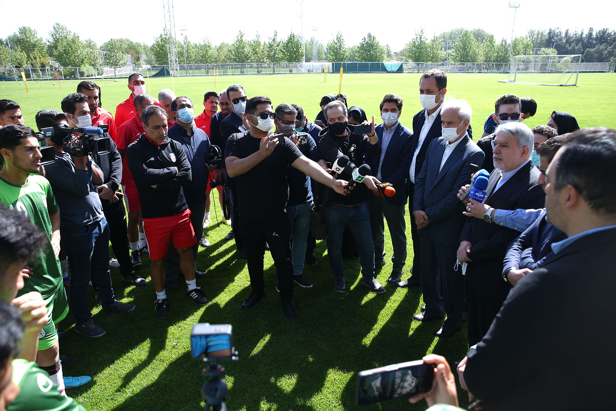 بازدید از اردو تیم ملی فوتبال امید، بسکتبال و اسکیت 6