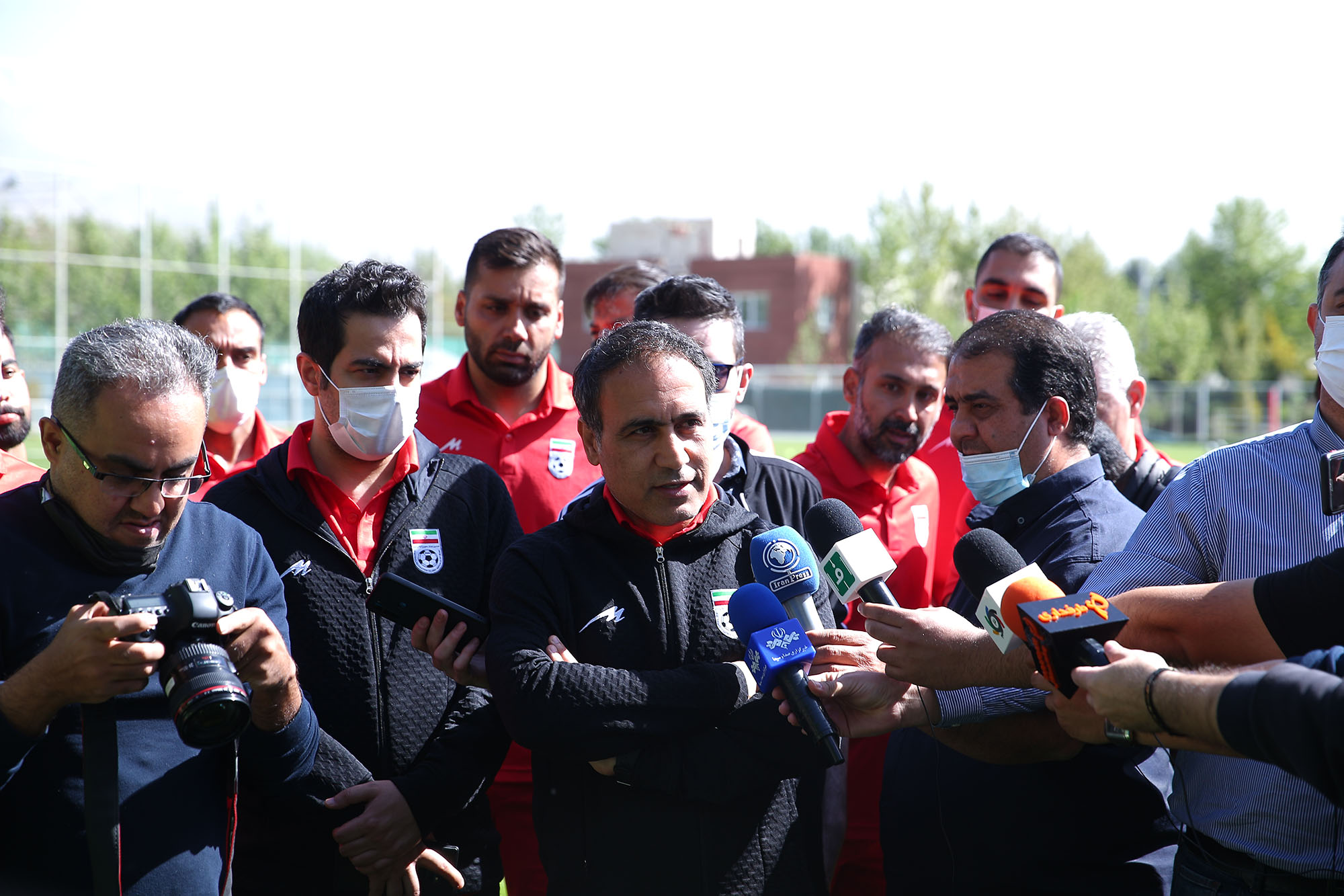 بازدید از اردو تیم ملی فوتبال امید، بسکتبال و اسکیت 9