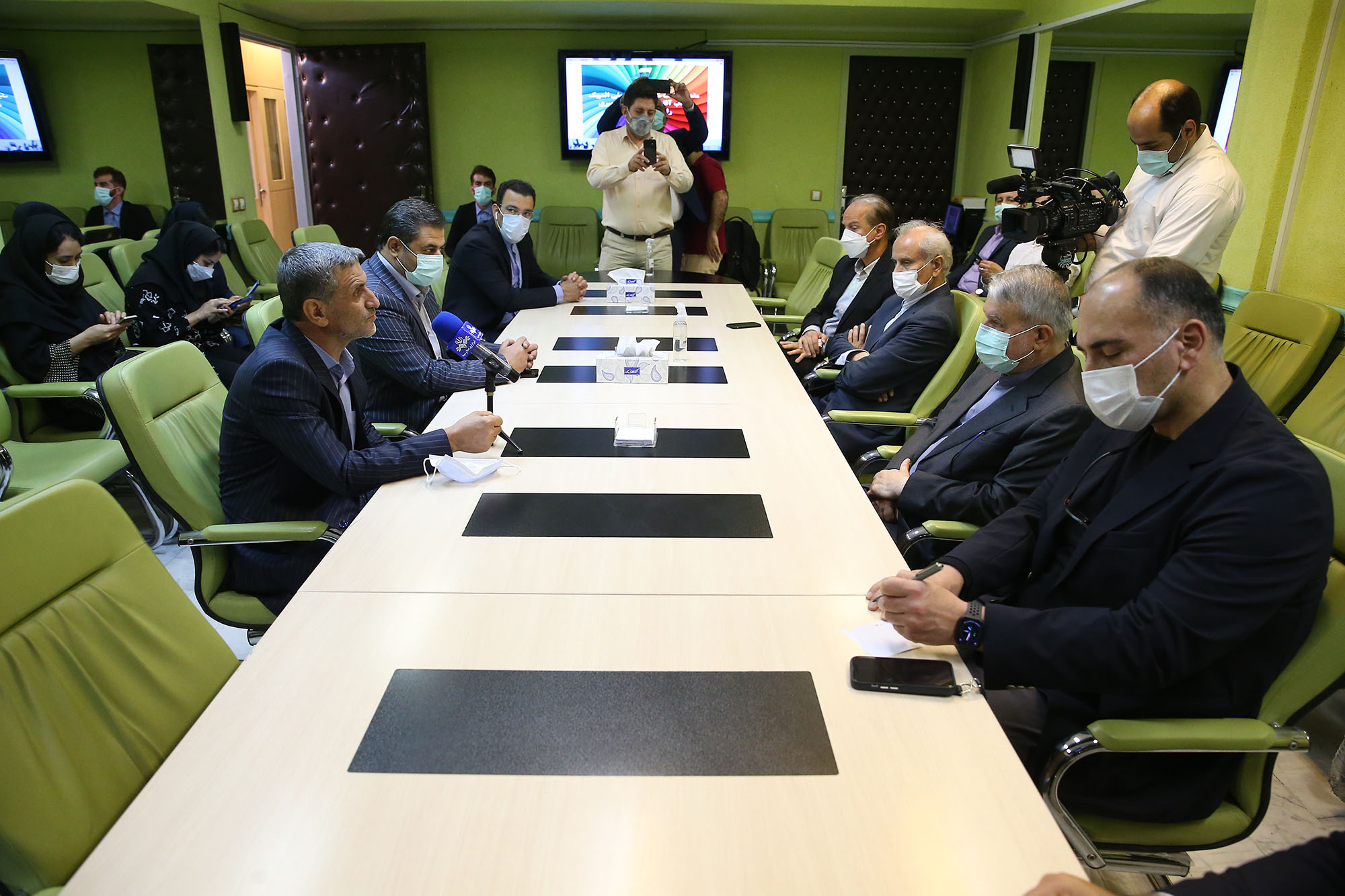 بازدید از فدراسیون بوکس، شنا،شیرجه و واترپولو و پزشکی 10