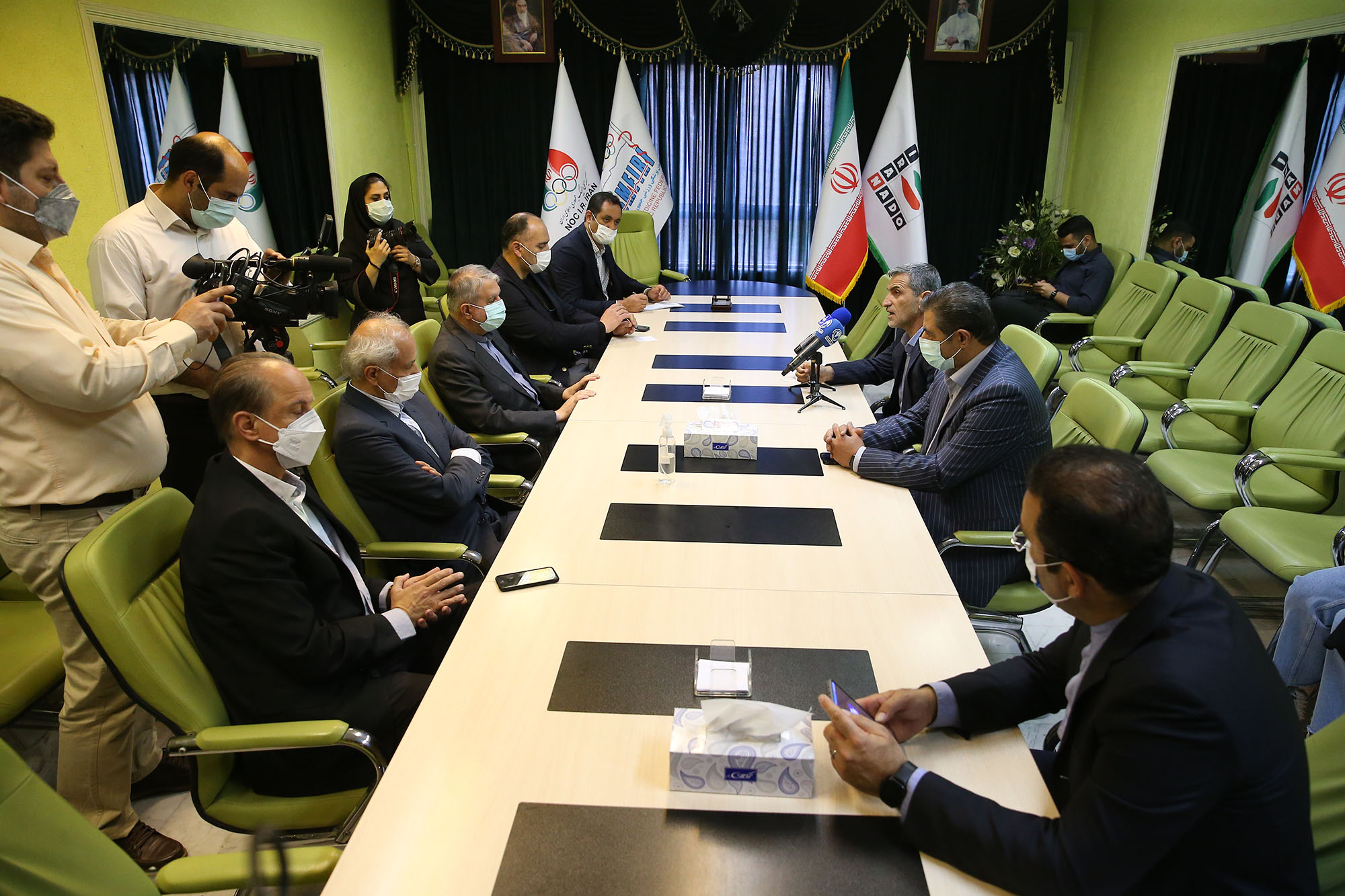 بازدید از فدراسیون بوکس، شنا،شیرجه و واترپولو و پزشکی 12