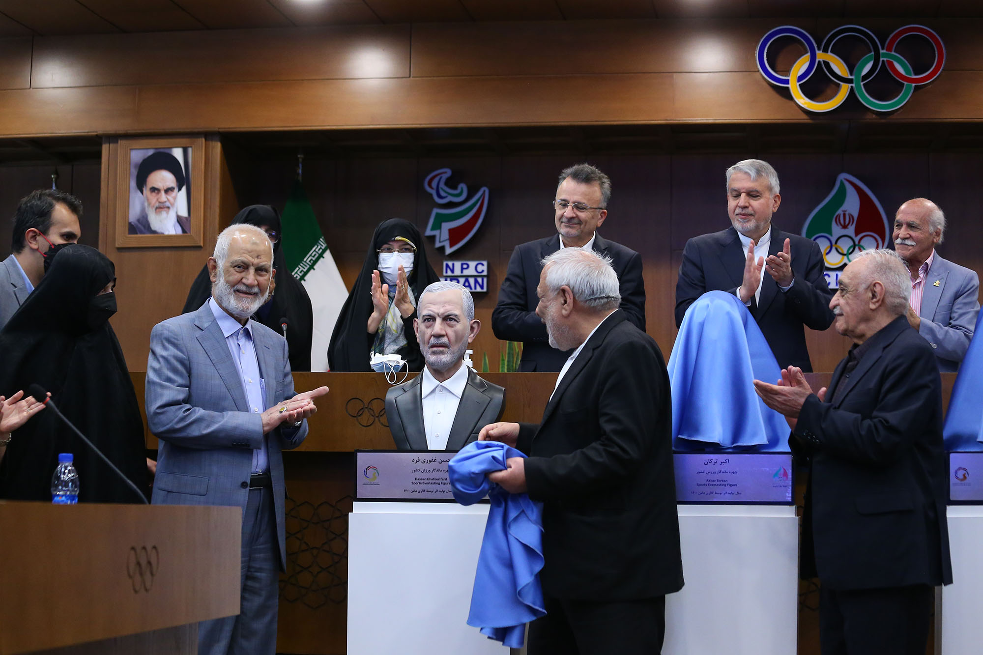 مراسم رونمایی از سردیس چهره های ماندگار ورزش ایران 37