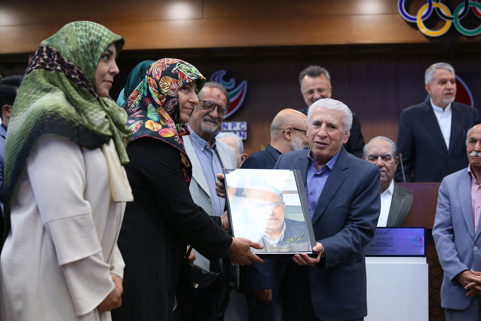 مراسم رونمایی از سردیس چهره های ماندگار ورزش ایران 48
