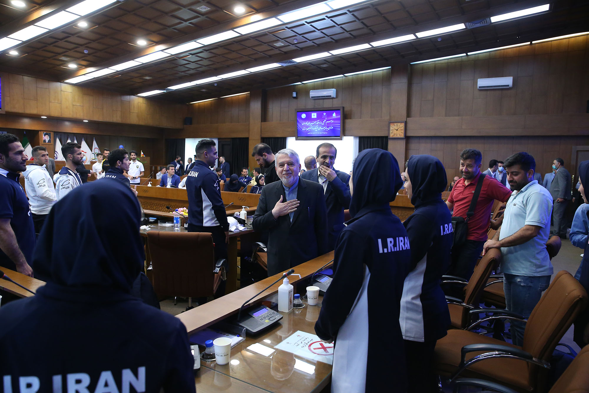 تجلیل از افتخارآفرینان کاروان اعزامی به بازی های المپیک ناشنوایان برزیل 1