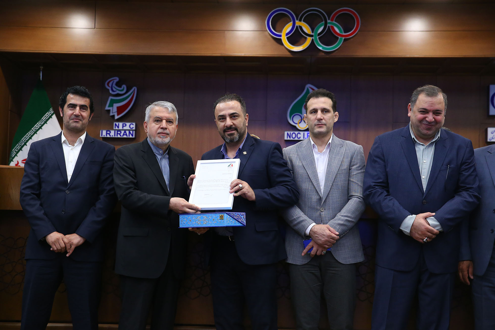 تجلیل از افتخارآفرینان کاروان اعزامی به بازی های المپیک ناشنوایان برزیل 11