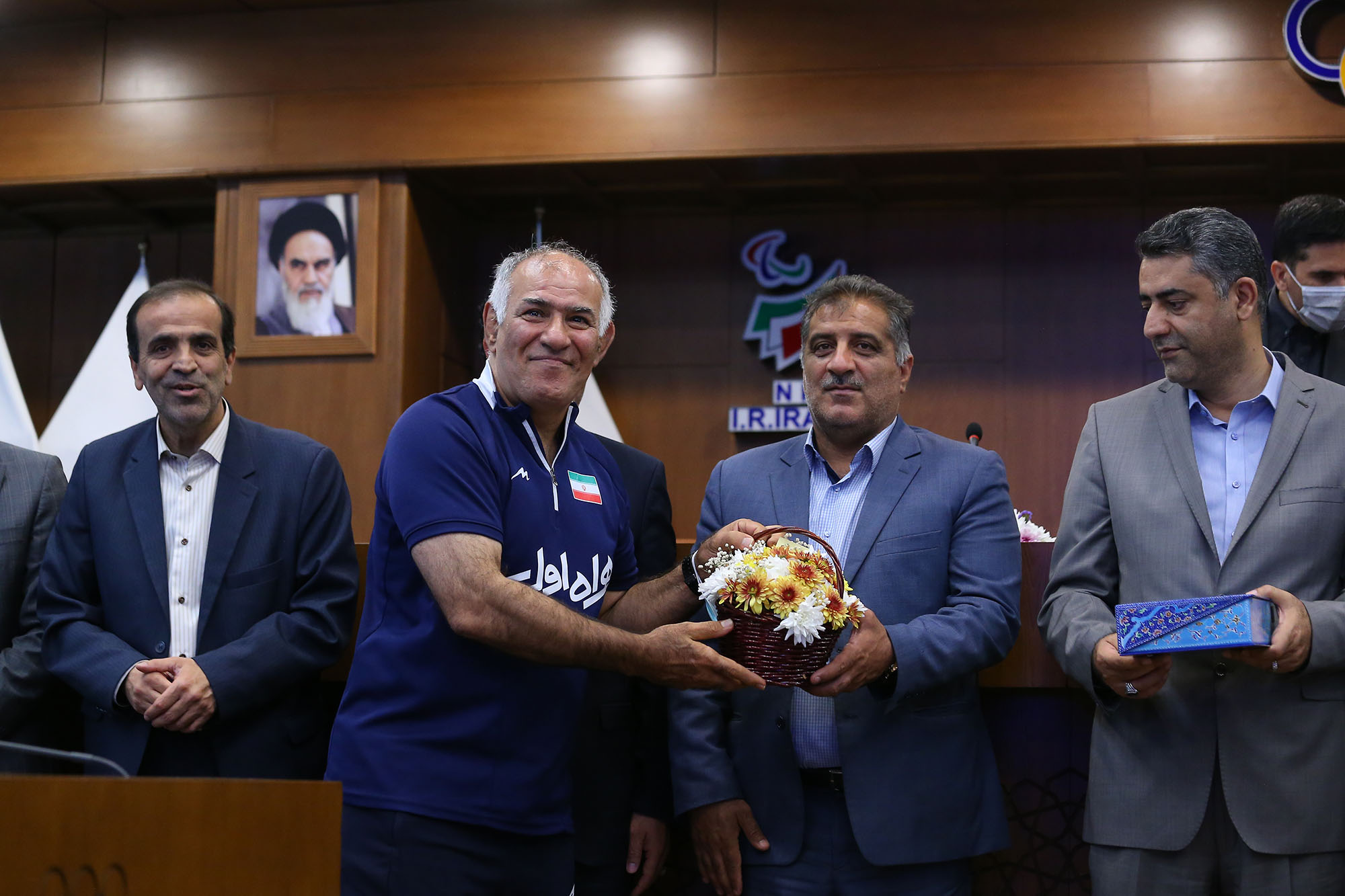 تجلیل از افتخارآفرینان کاروان اعزامی به بازی های المپیک ناشنوایان برزیل 18