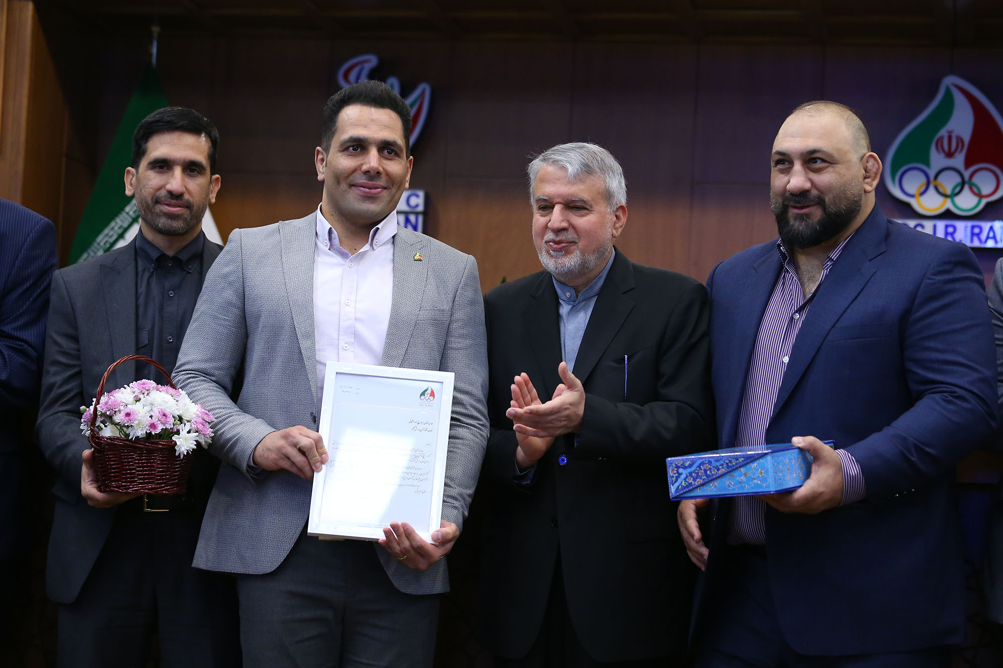 تجلیل از افتخارآفرینان کاروان اعزامی به بازی های المپیک ناشنوایان برزیل 38