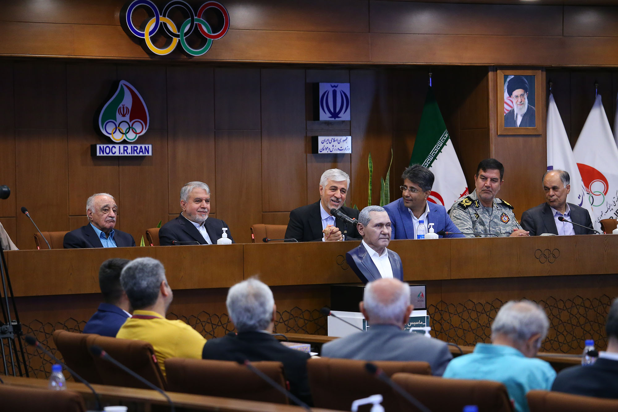 مراسم رونمایی از سردیس ماسیس هامبارسومیان 12