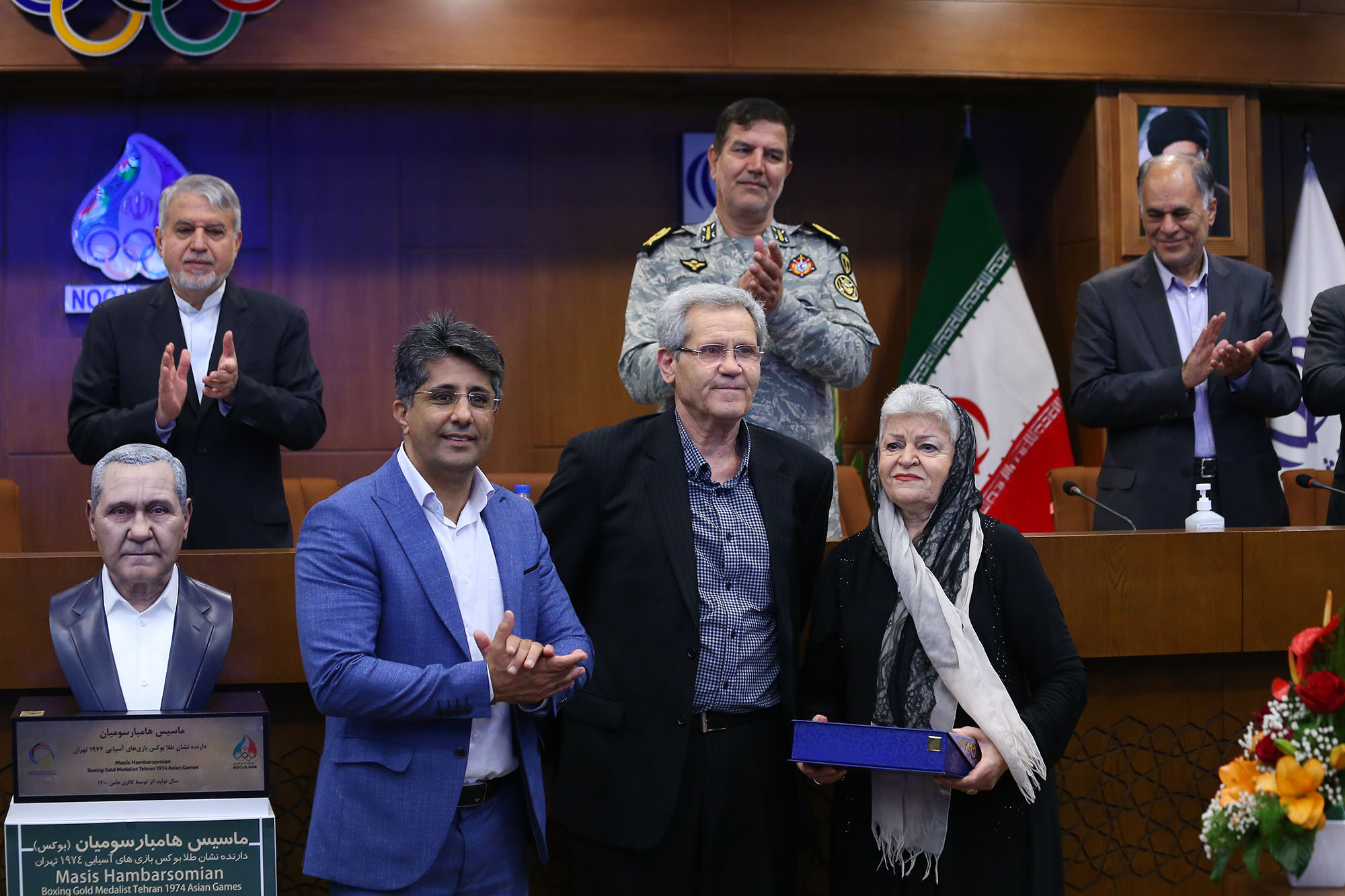 مراسم رونمایی از سردیس ماسیس هامبارسومیان 39