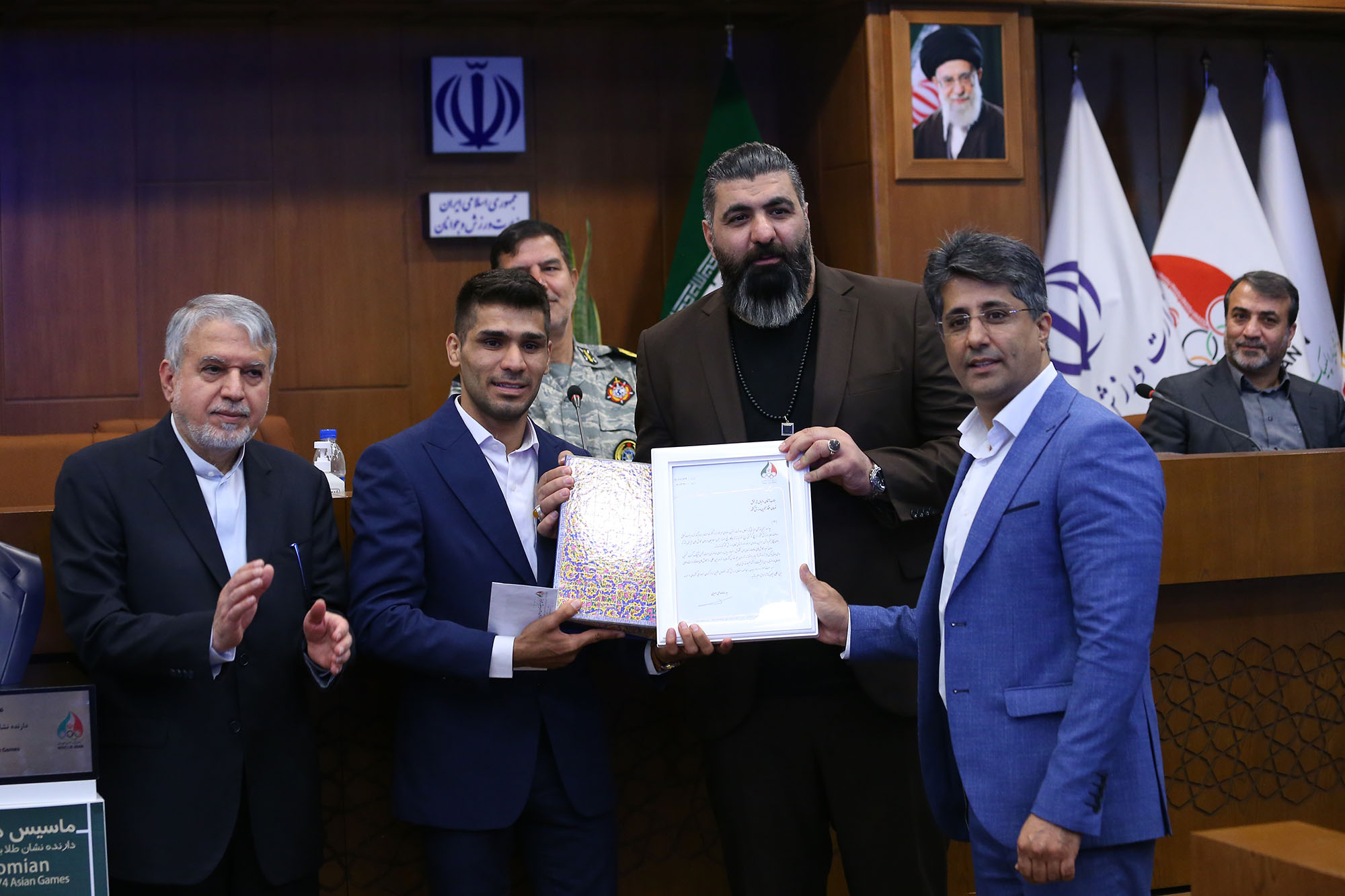 مراسم رونمایی از سردیس ماسیس هامبارسومیان 49