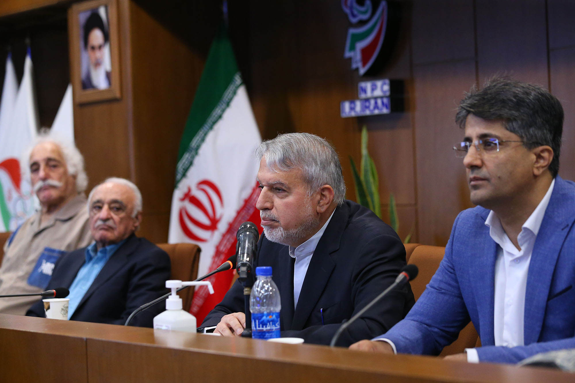 مراسم رونمایی از سردیس ماسیس هامبارسومیان 52