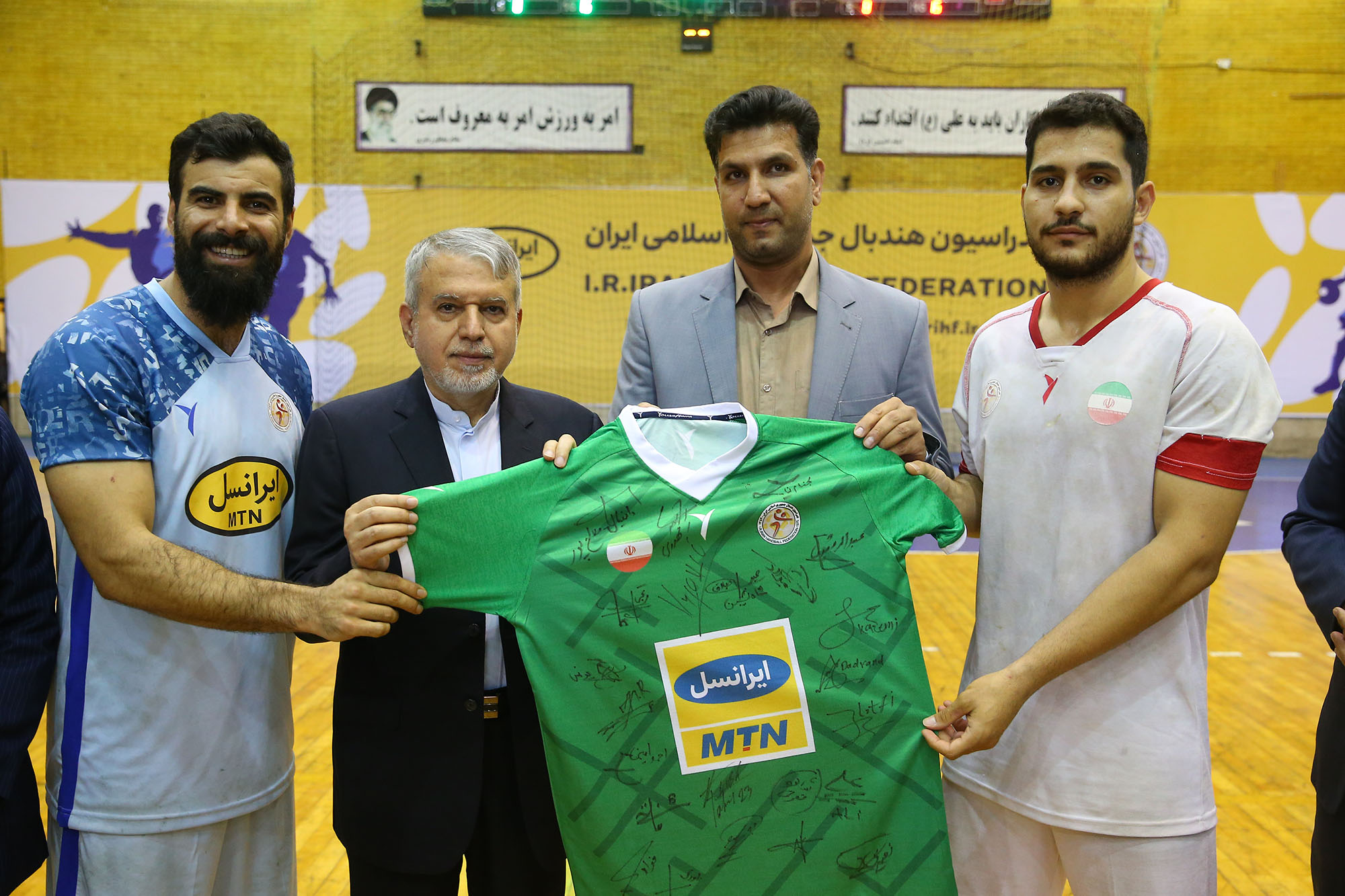 بازدید مسولان کمیته ملی المپیک از اردو تیم ملی هندبال 17