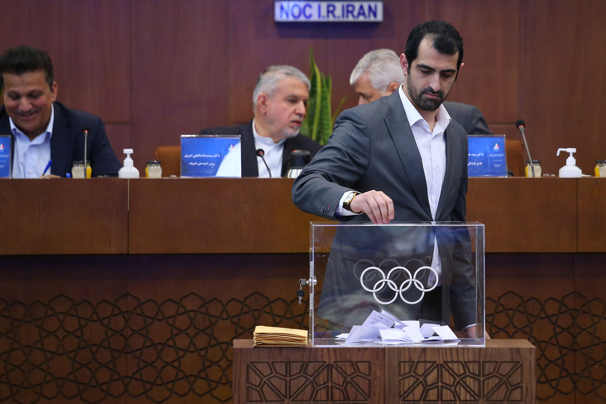 پنجاه و یکمین مجمع عمومی(انتخابی) کمیته ملی المپیک 37