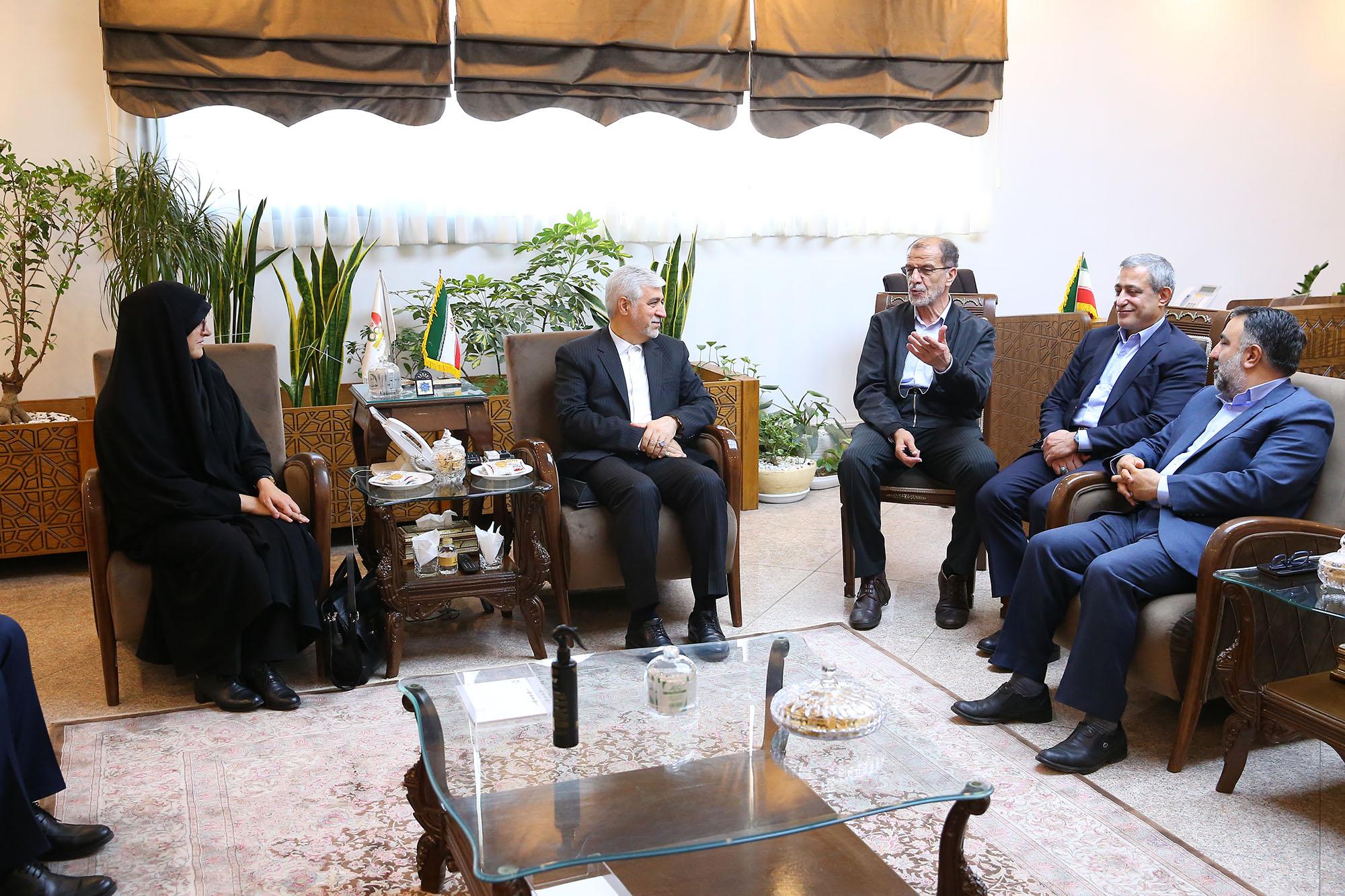 نشست صمیمانه مسولان کمیته ملی المپیک با وزیر ورزش و جوانان  6