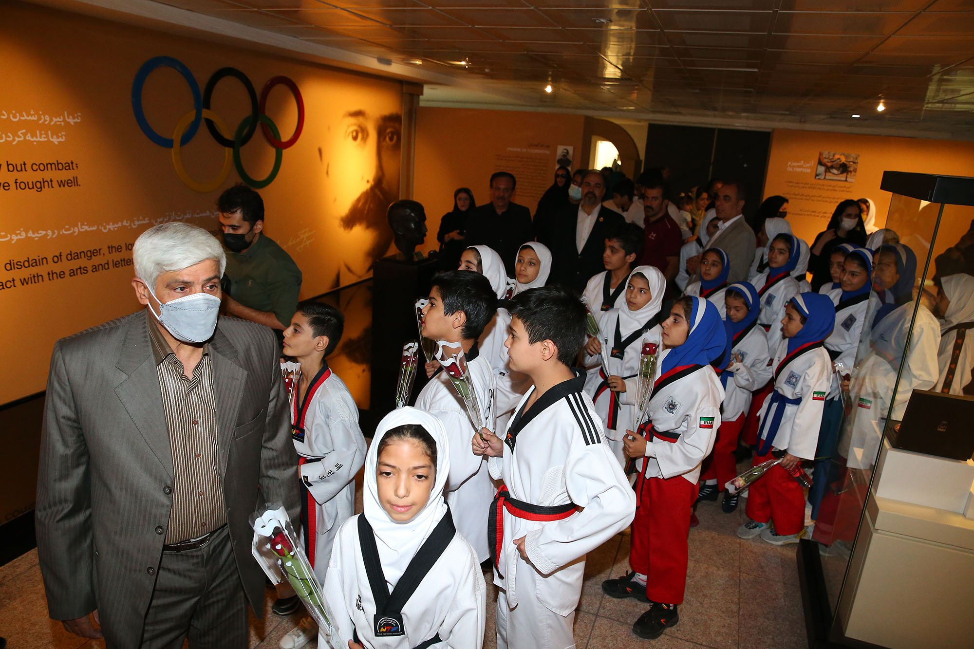 بازدید مسولان و ورزشکاران تکواندو استان تهران از موزه ملی ورزش، المپیک و پارالمپیک 4