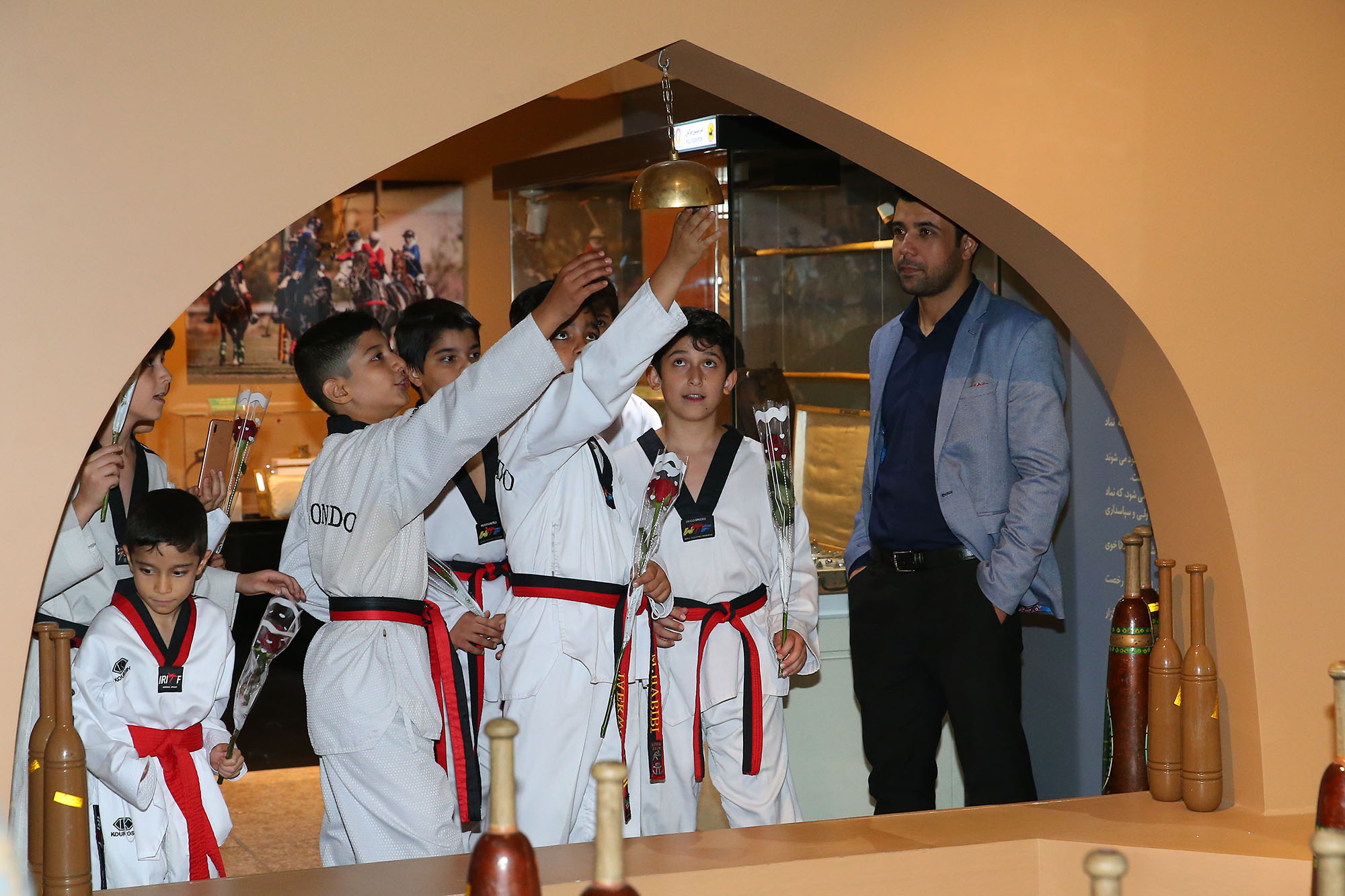 بازدید مسولان و ورزشکاران تکواندو استان تهران از موزه ملی ورزش، المپیک و پارالمپیک 16