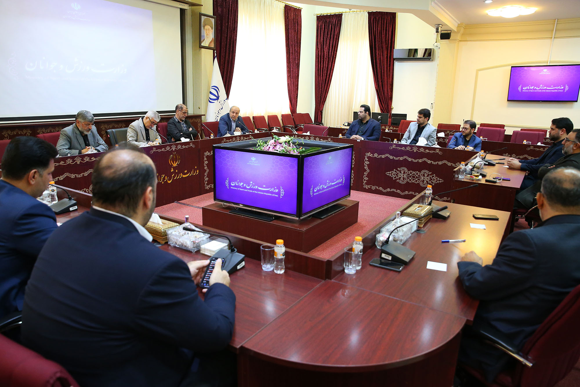 جلسه هیئت اجرایی کمیته ملی المپیک در حضور وزیر ورزش و جوانان  6