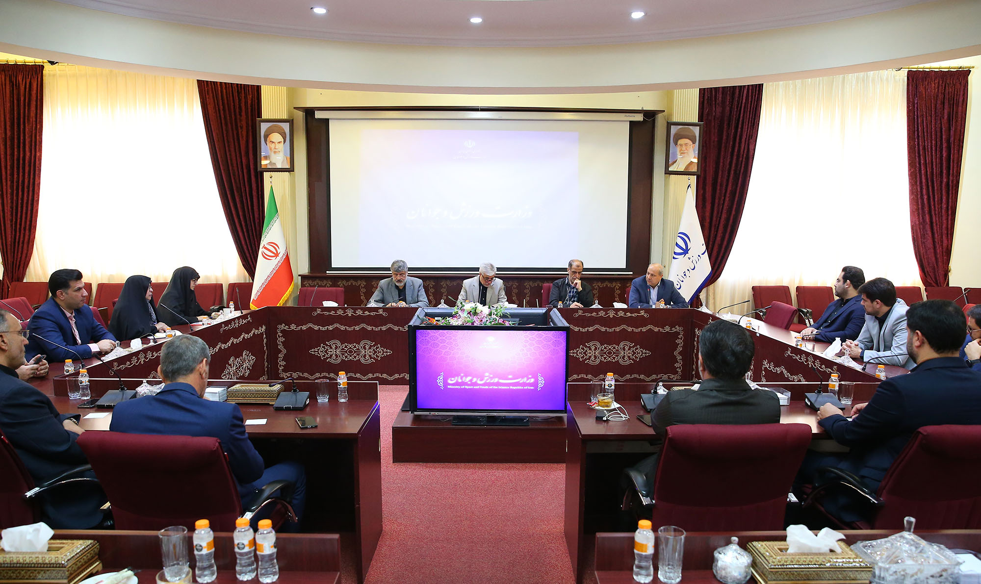 جلسه هیئت اجرایی کمیته ملی المپیک در حضور وزیر ورزش و جوانان  9