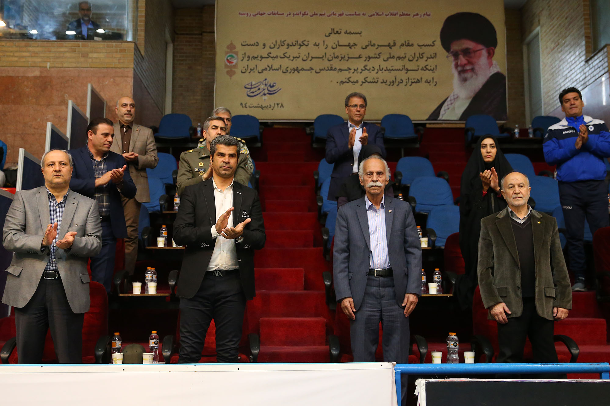 مراسم رونمایی از نشان شهدای مدافع حرم در فدراسیون تکواندو 4