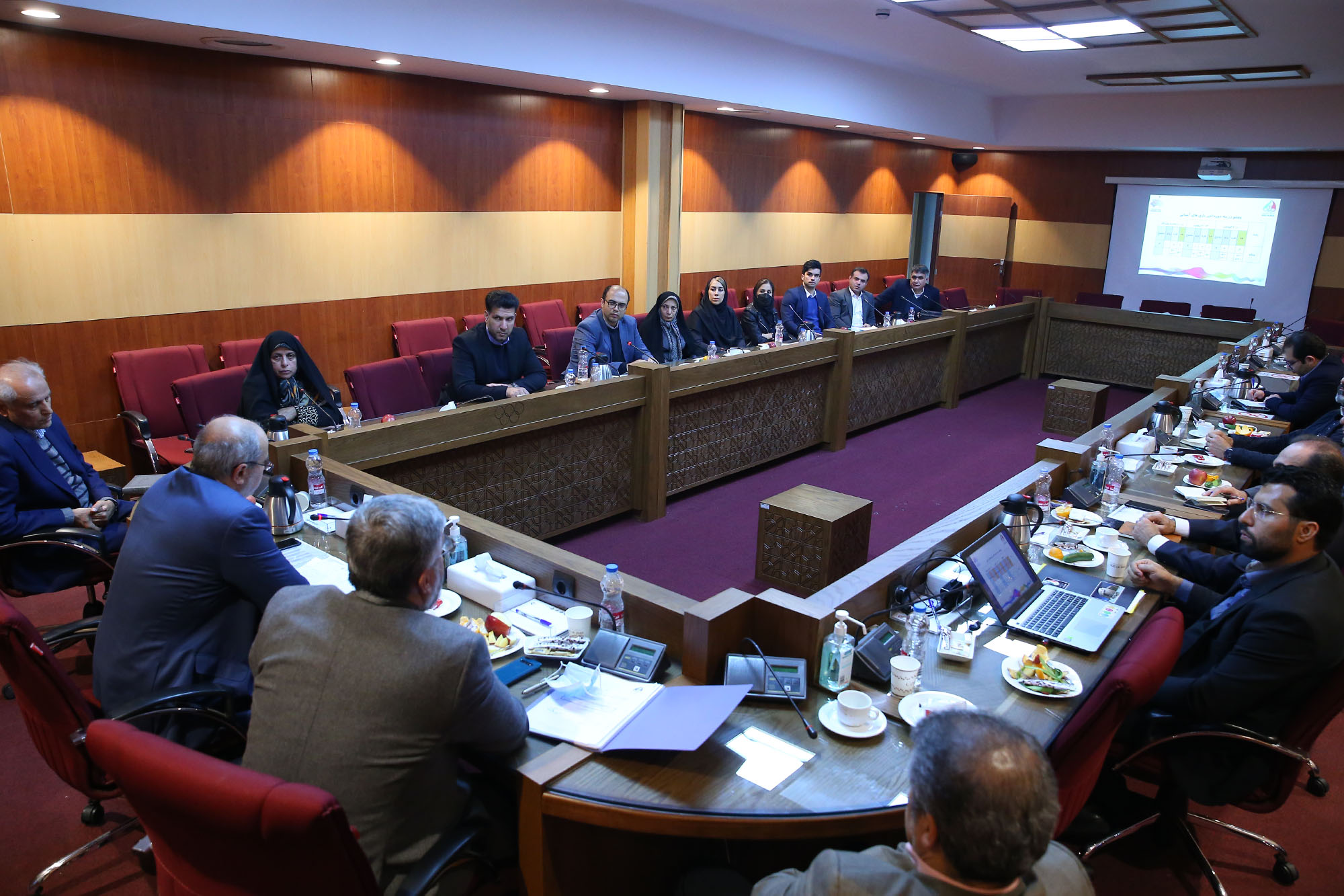 جلسات کادر سرپرستی بازی های آسیایی هانگژو با فدراسیون ها - آذر و دی ماه 19