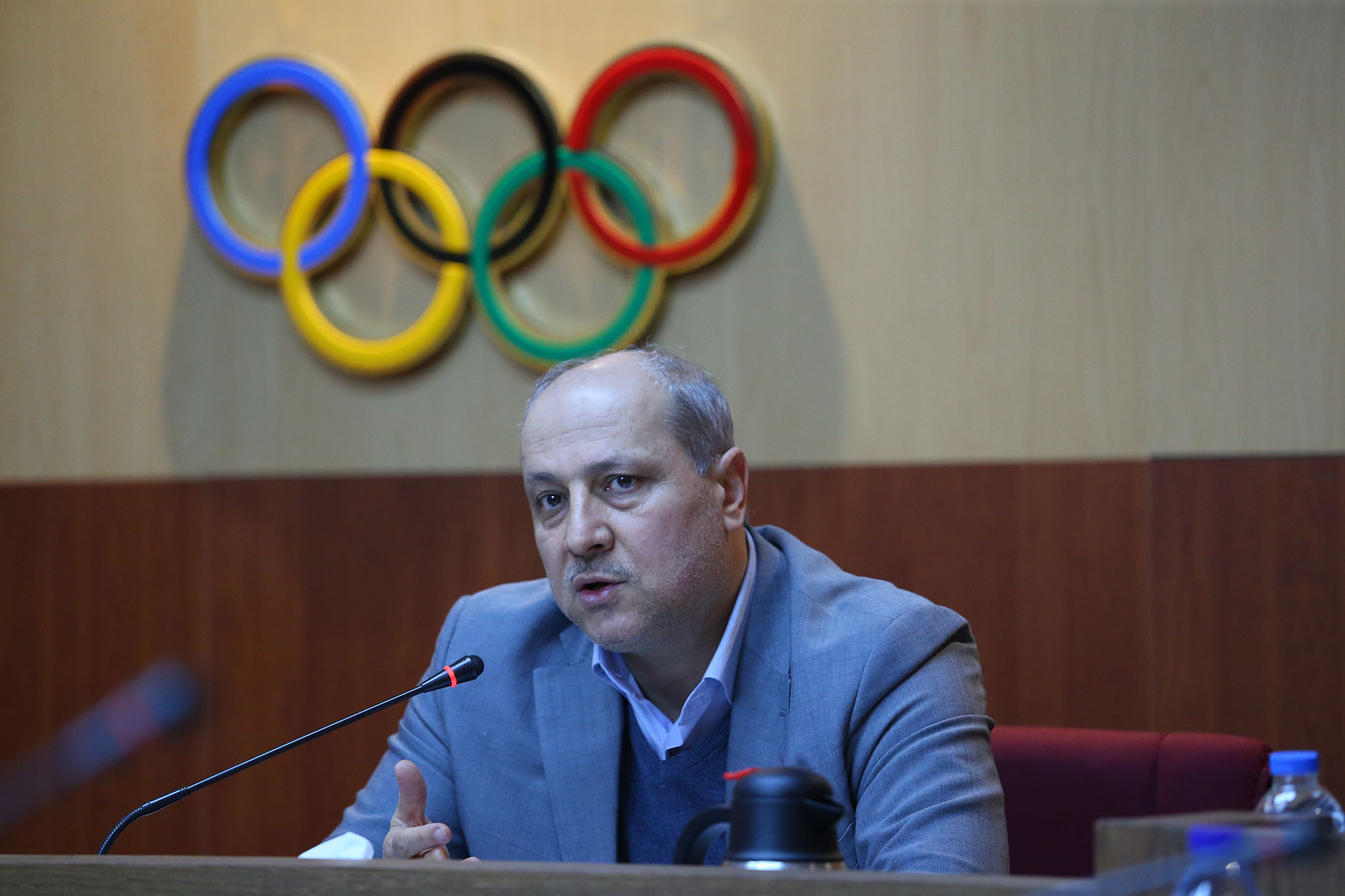 جلسات دی ماه 16