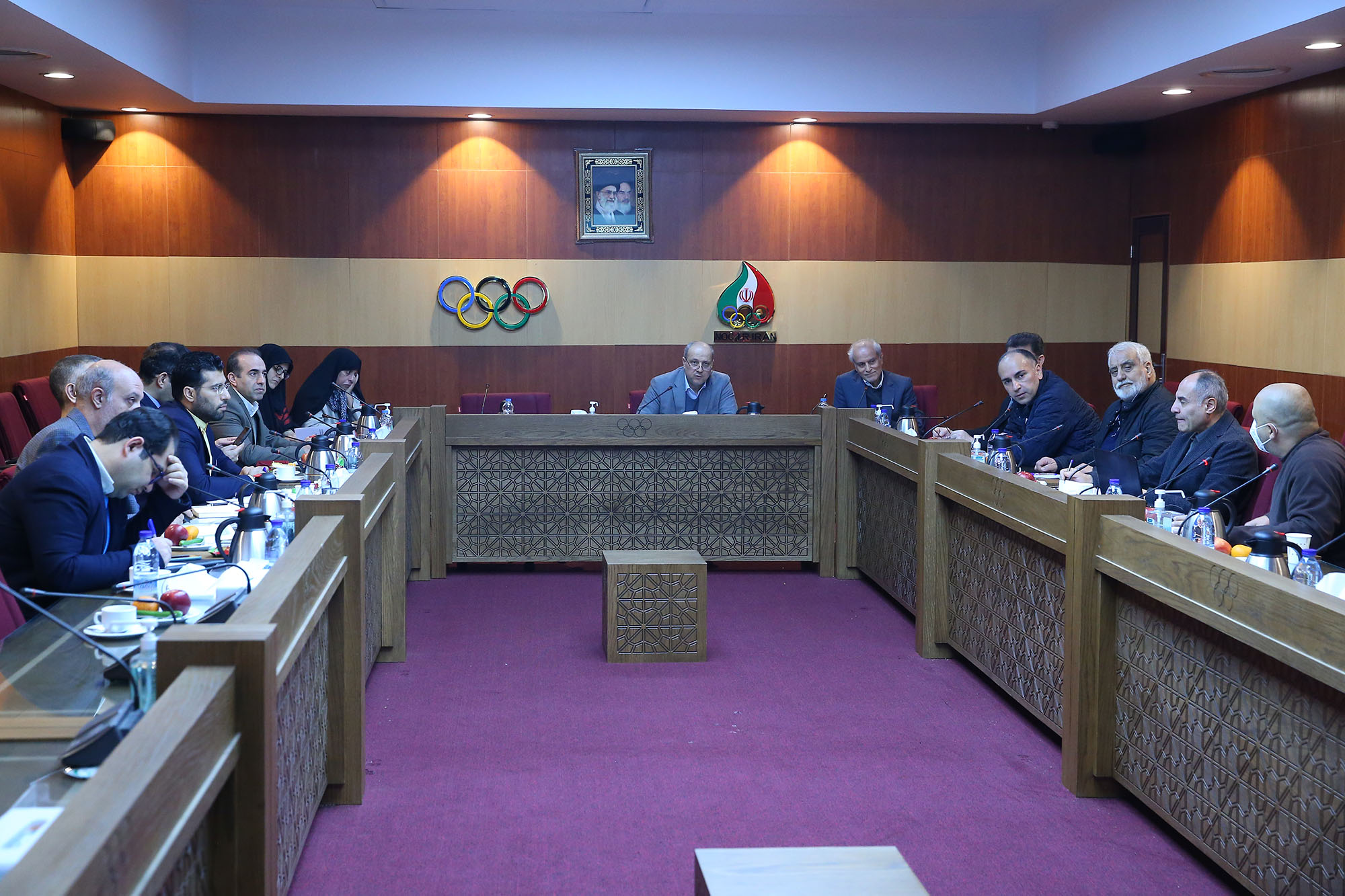 جلسات دی ماه 19