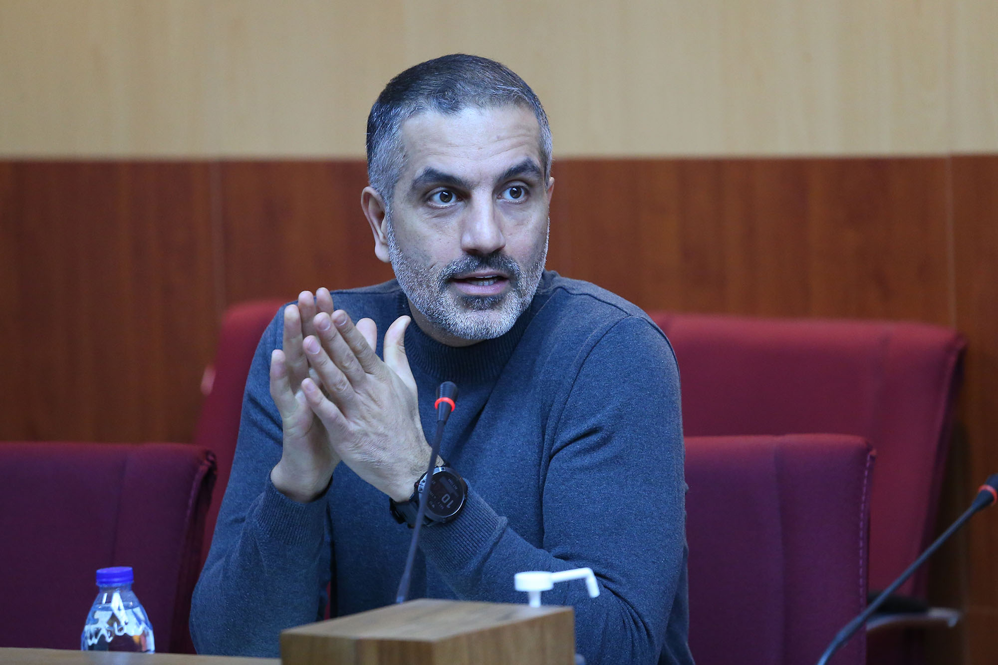 جلسات دی ماه 25