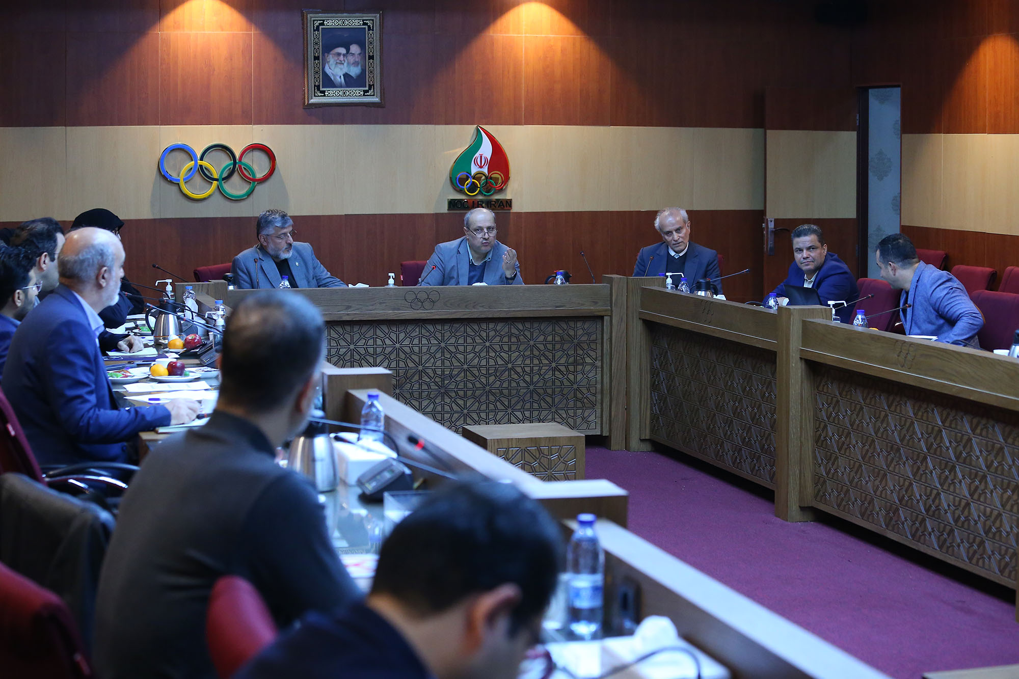 جلسات دی ماه 27