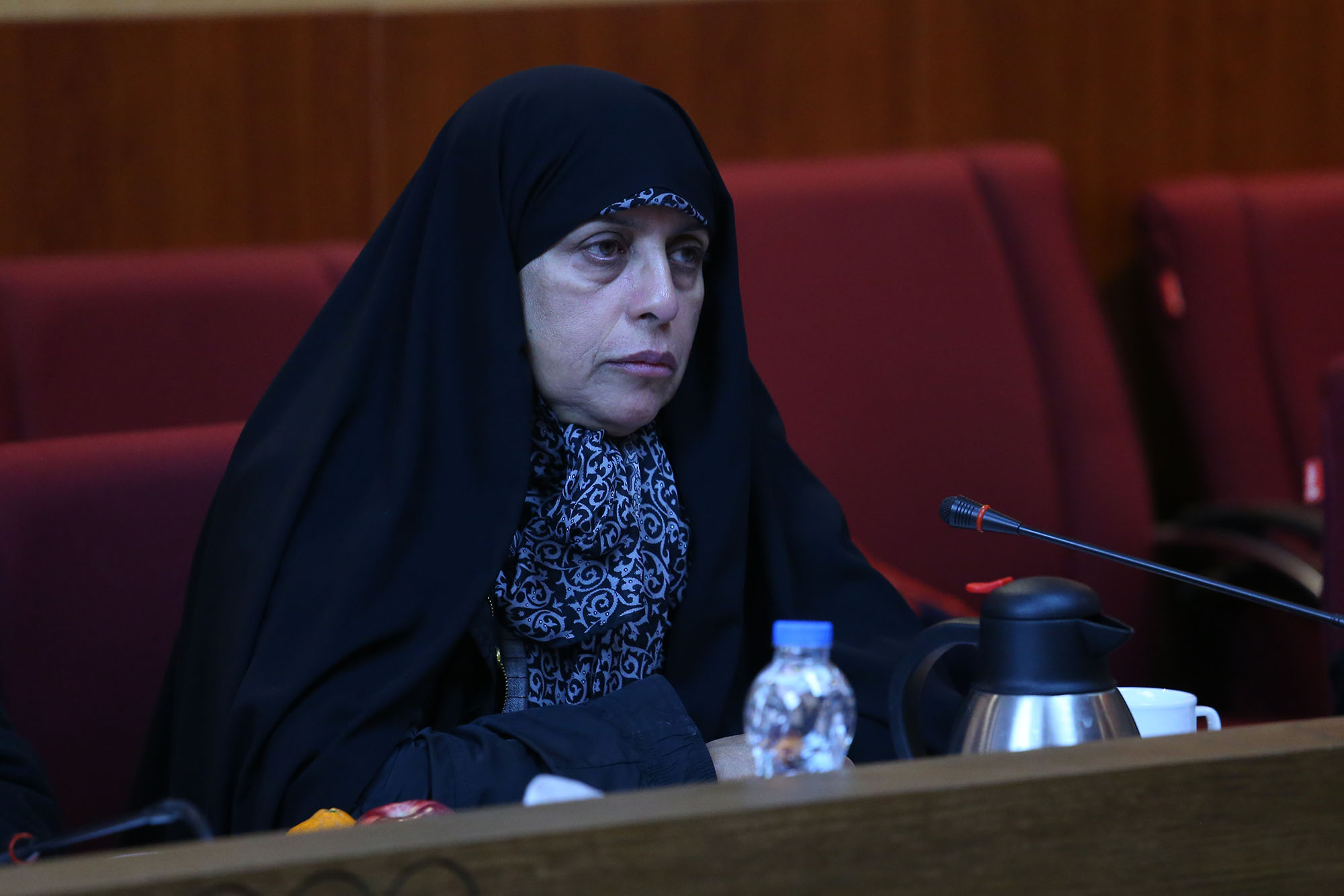 جلسات دی ماه 33