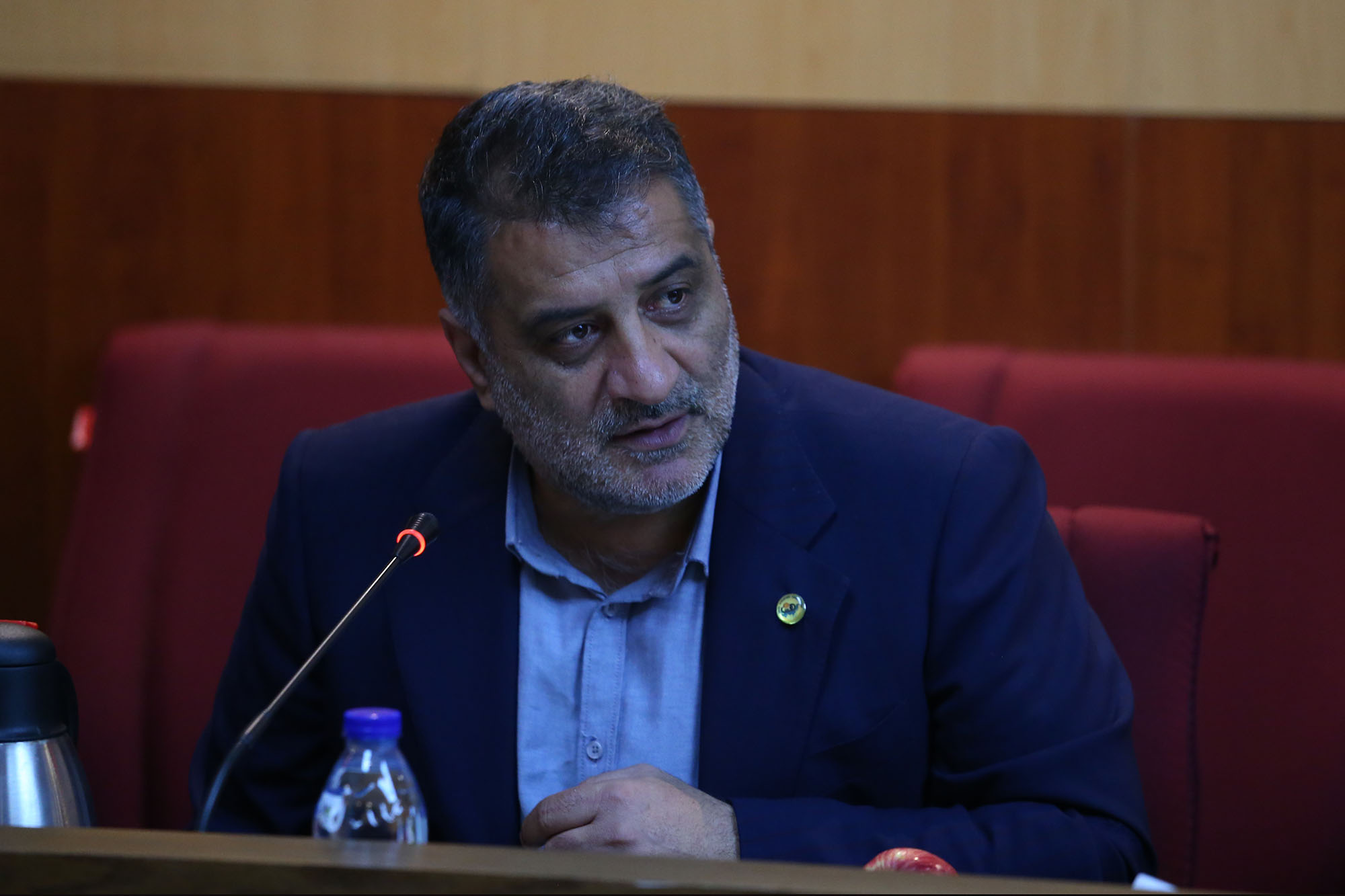 جلسات دی ماه 42