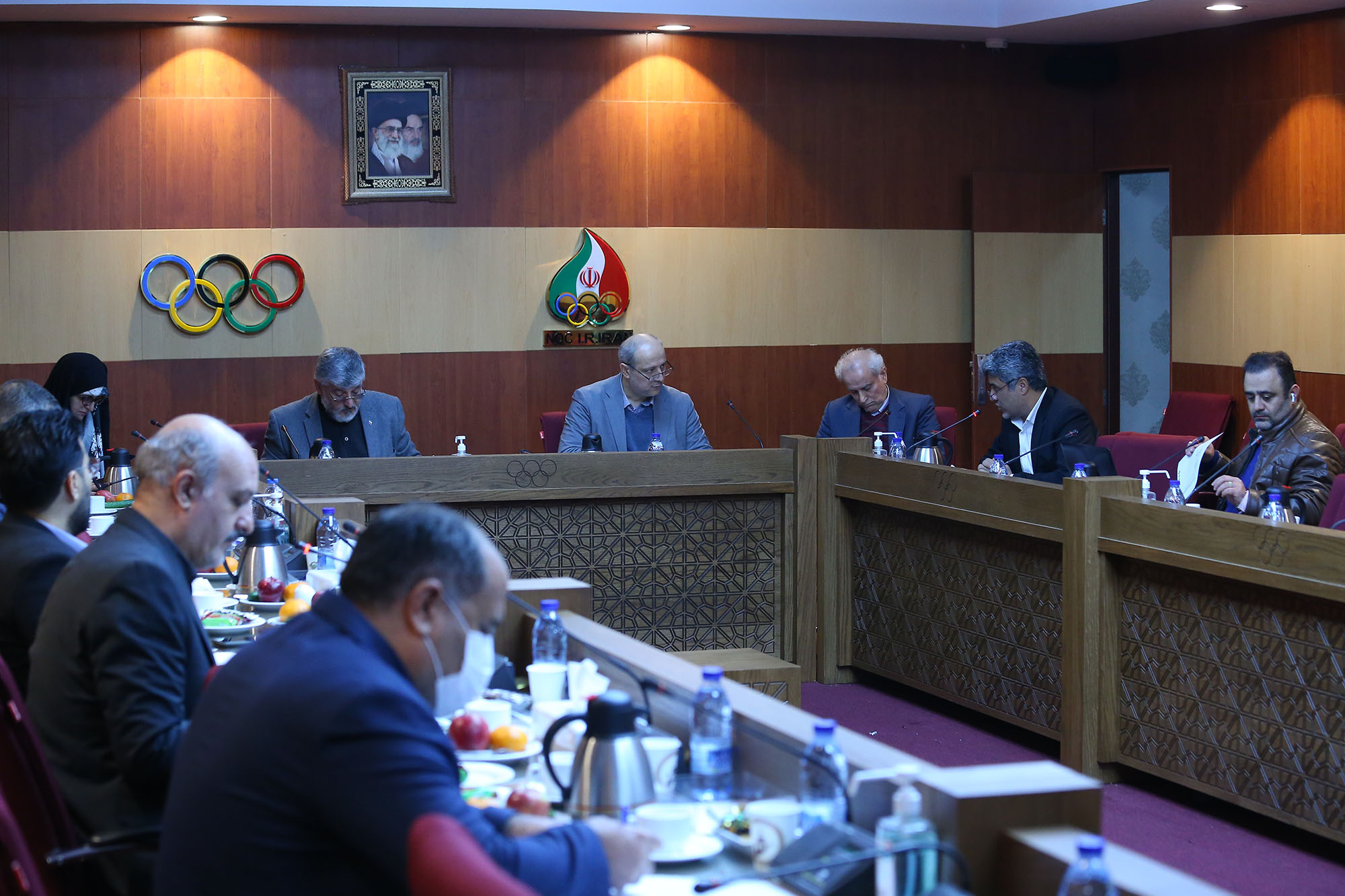 جلسات دی ماه 49