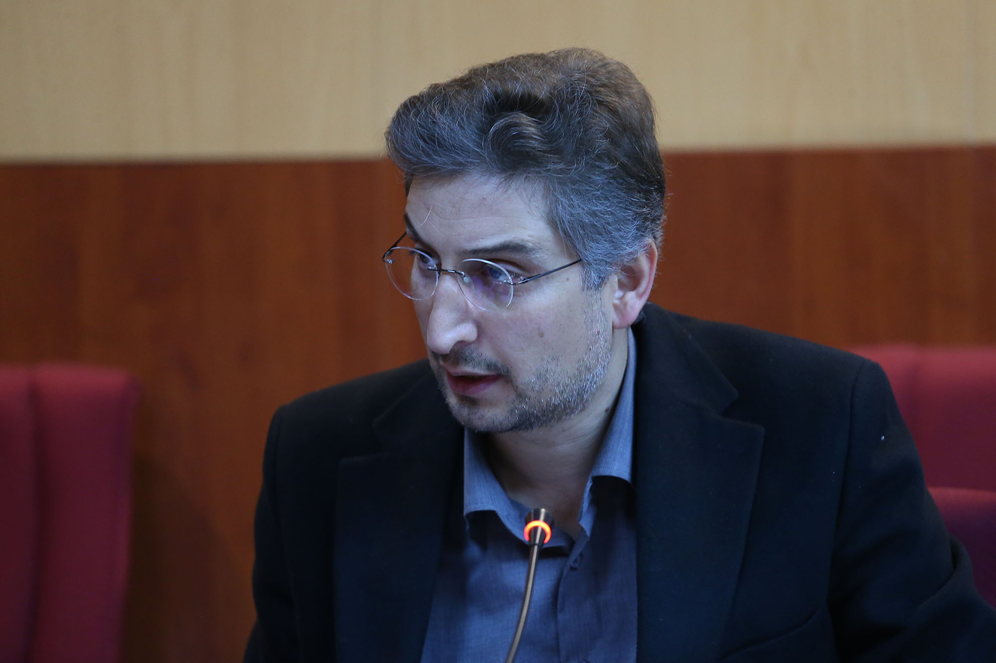 جلسات دی ماه 51