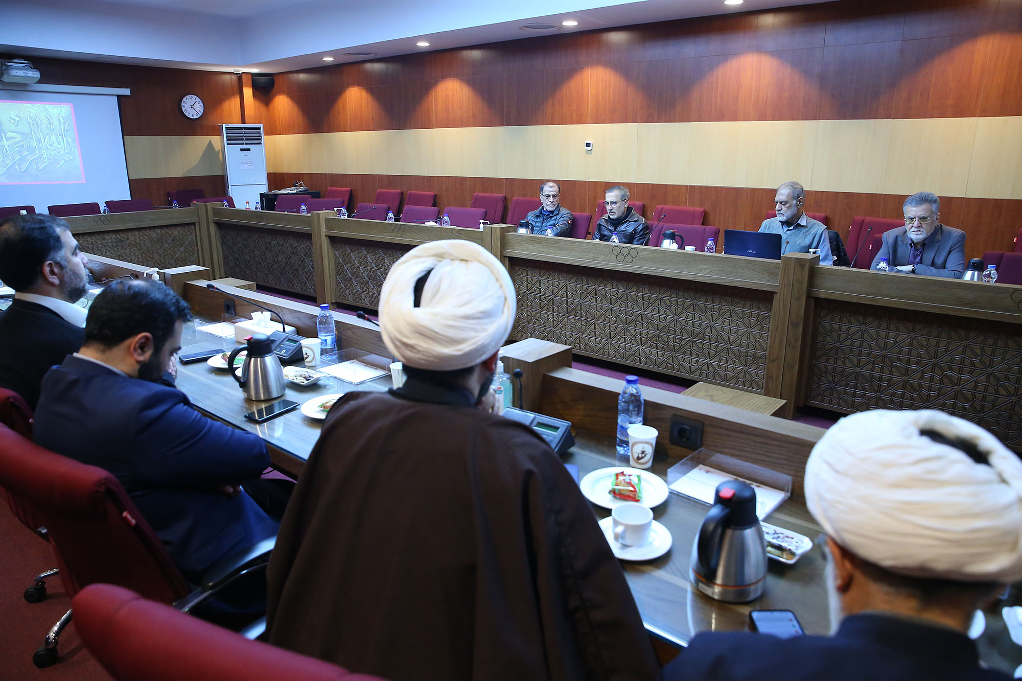 جلسه کمیسیون فرهنگی 4