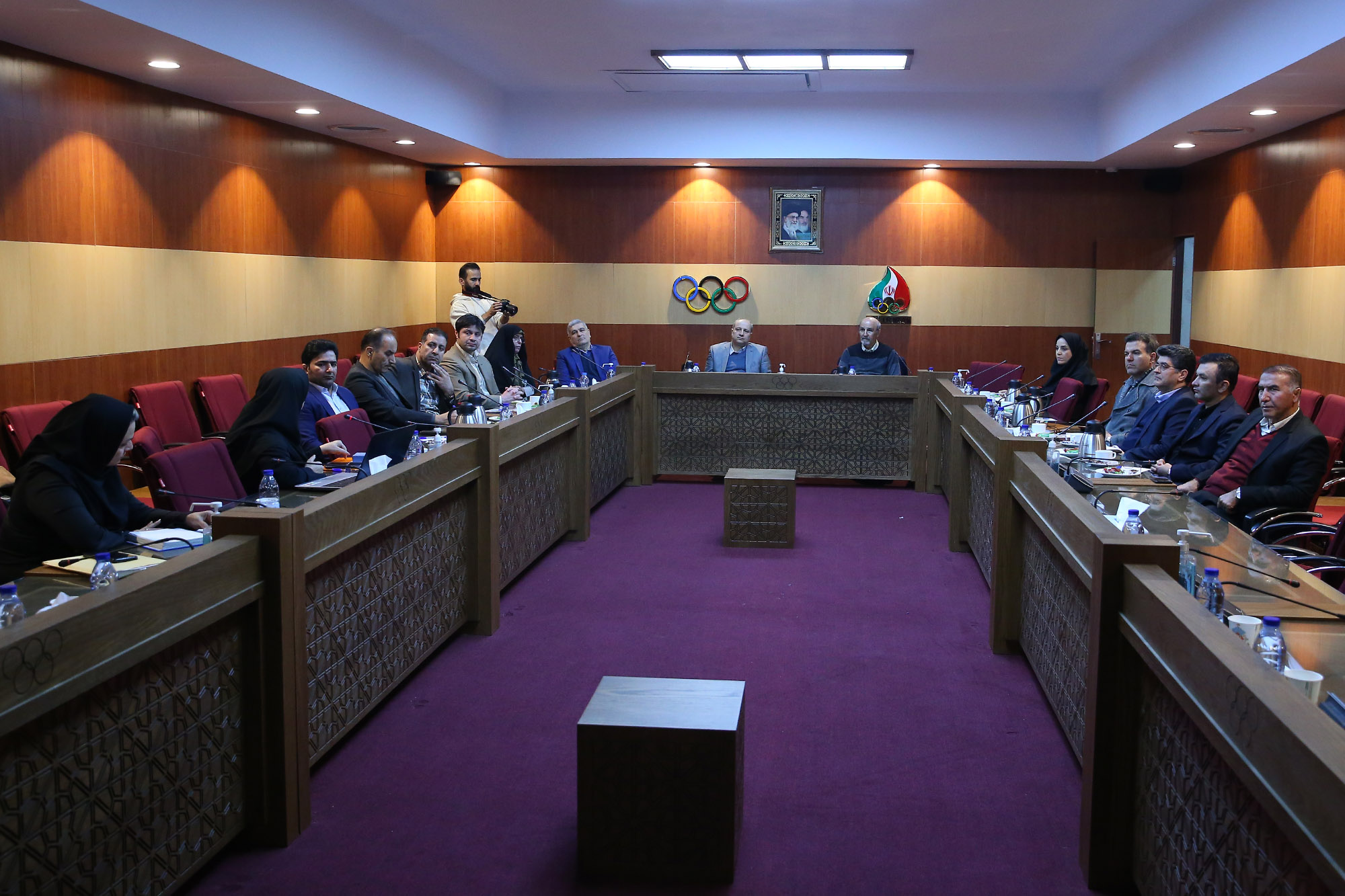 جلسه کمیسیون آموزش و مدیریت 1