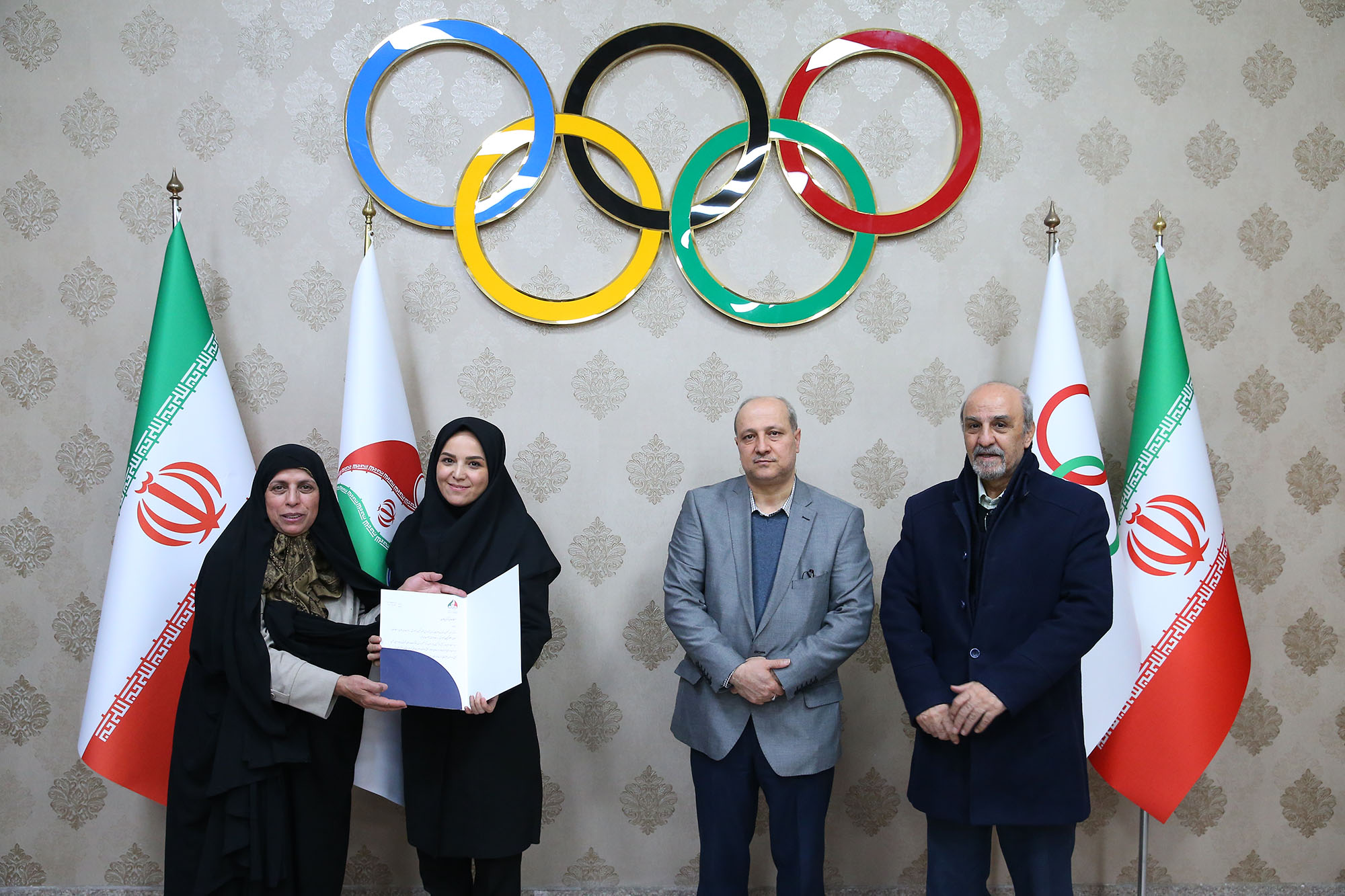 جلسه کمیسیون آموزش و مدیریت 21