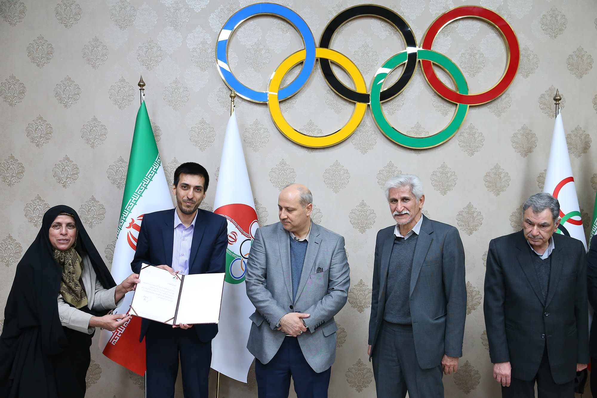 جلسه کمیسیون آموزش و مدیریت 36