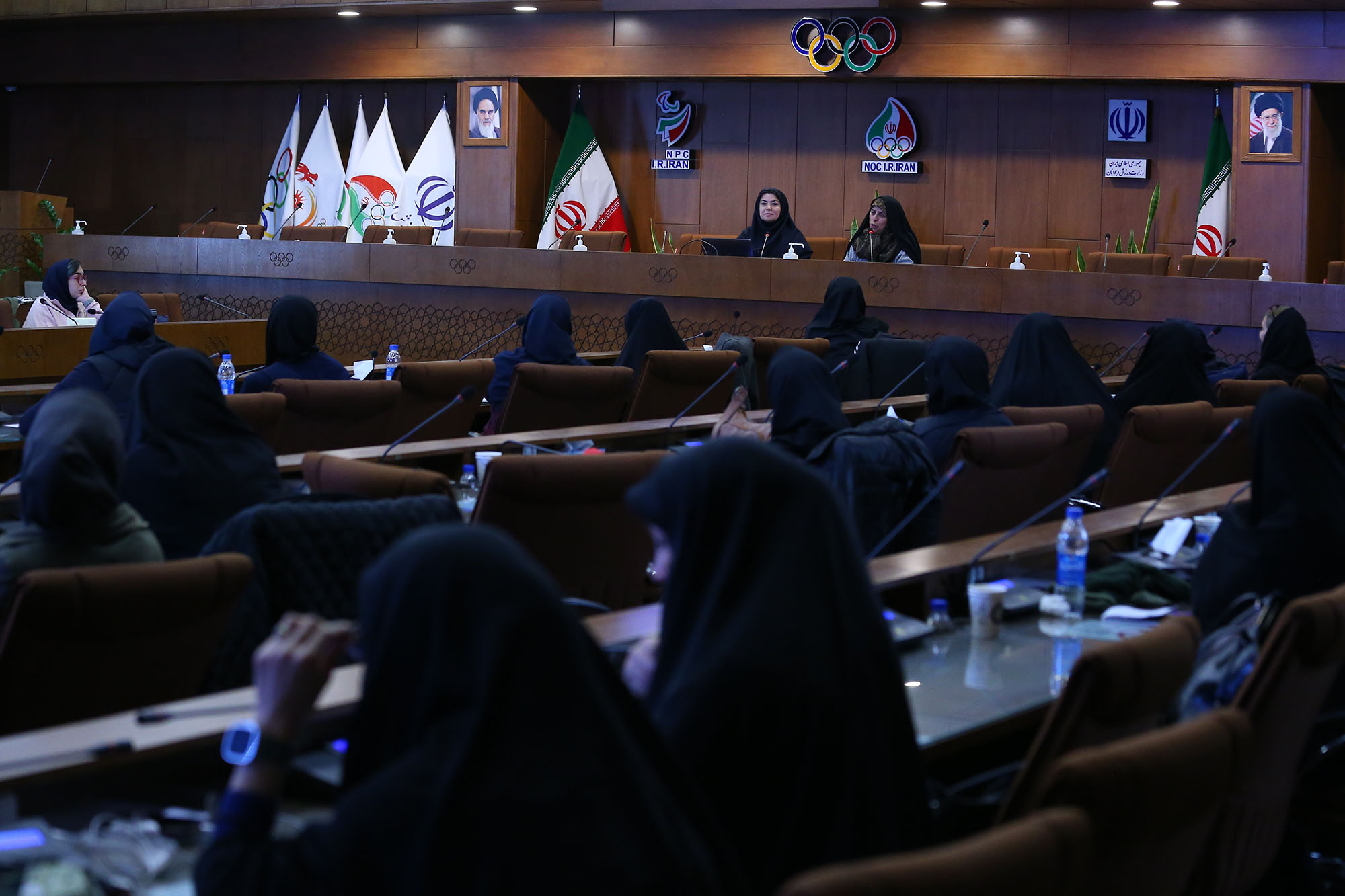 جلسه مدیریت رهبری زنان 10