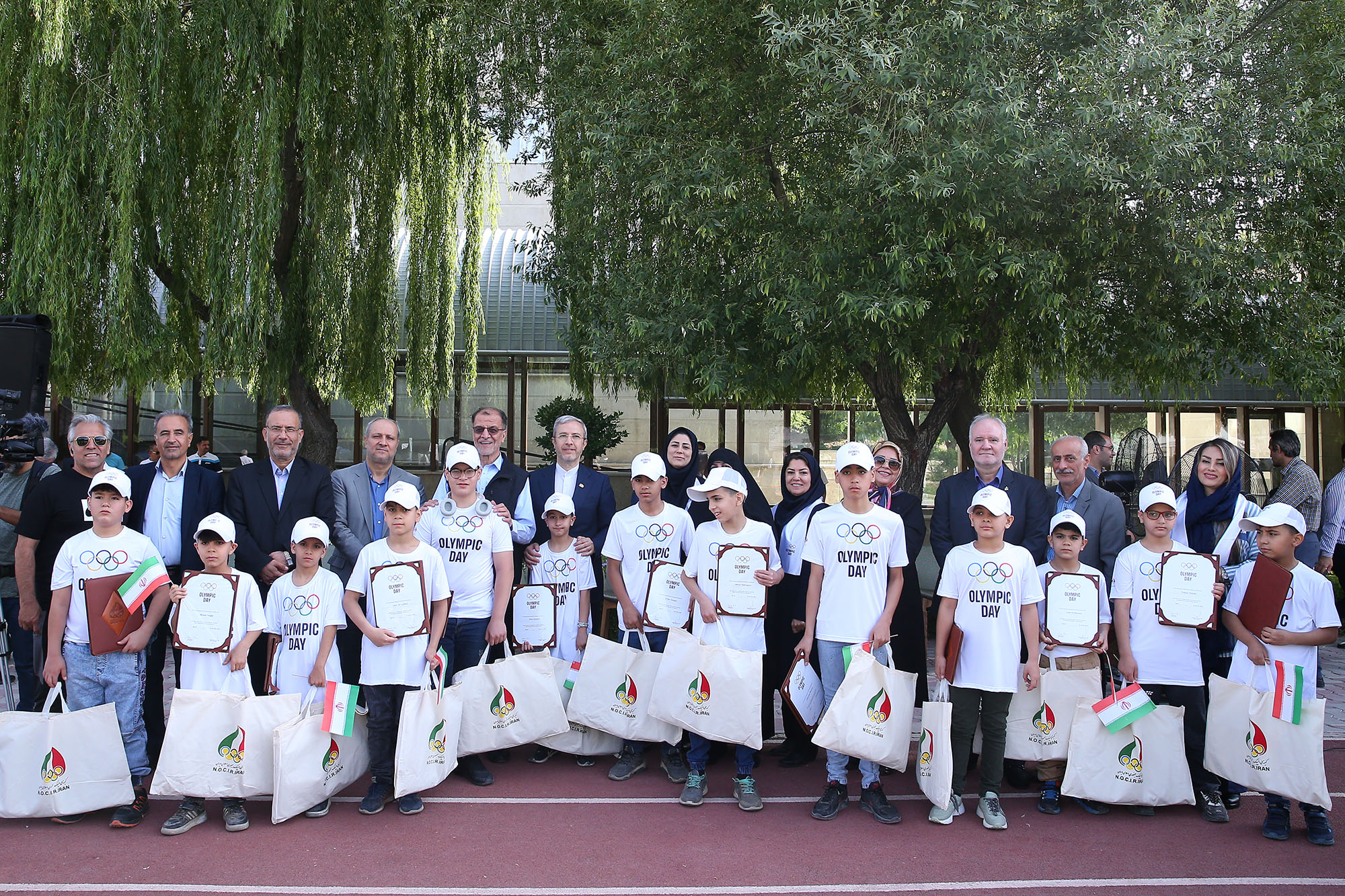 مراسم روز المپیک 27