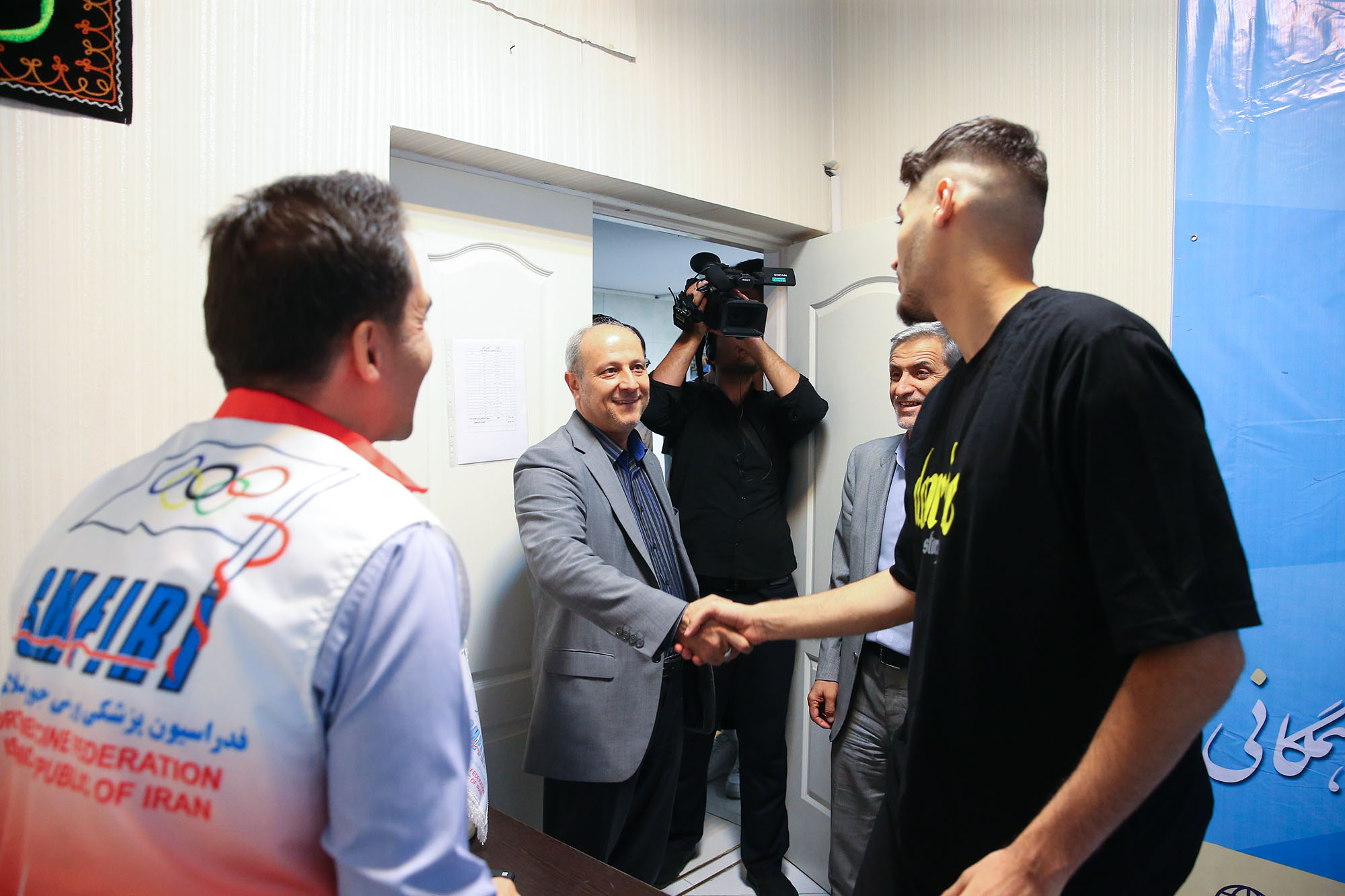 بازدید دبیرکل کمیته ملی المپیک از معاینات پزشکی کاروان اعزامی به بازی های آسیایی هانگژو 7