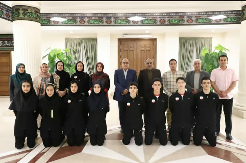 مهمانی قهرمانان بدمینتون در سفارت ایران در تاجیکستان