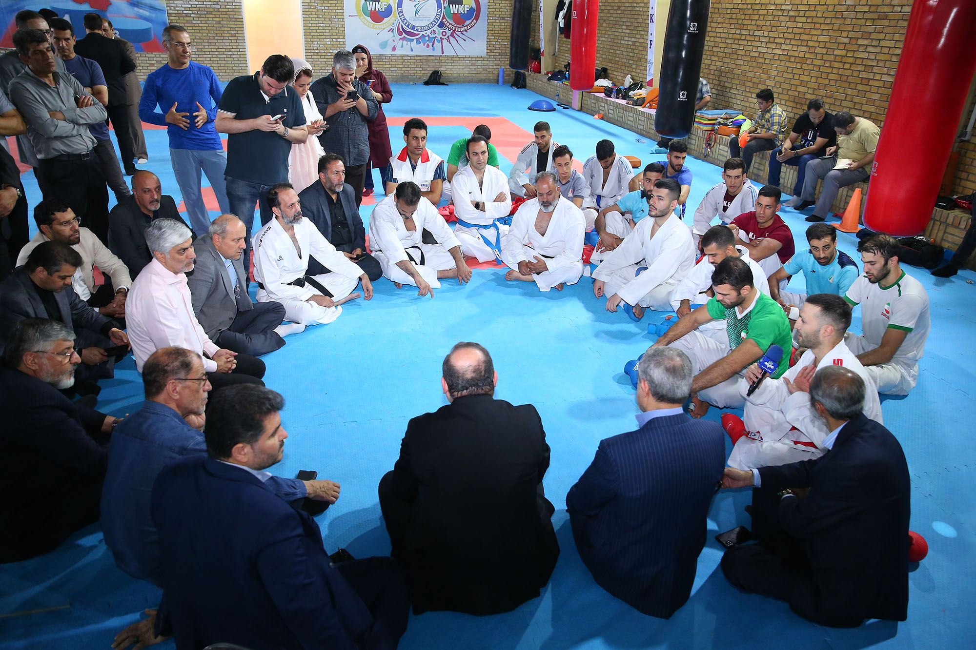 بازدید وزیر ورزش و جوانان و مسولان کمیته ملی المپیک  از اردو تیم ملی کاراته 6