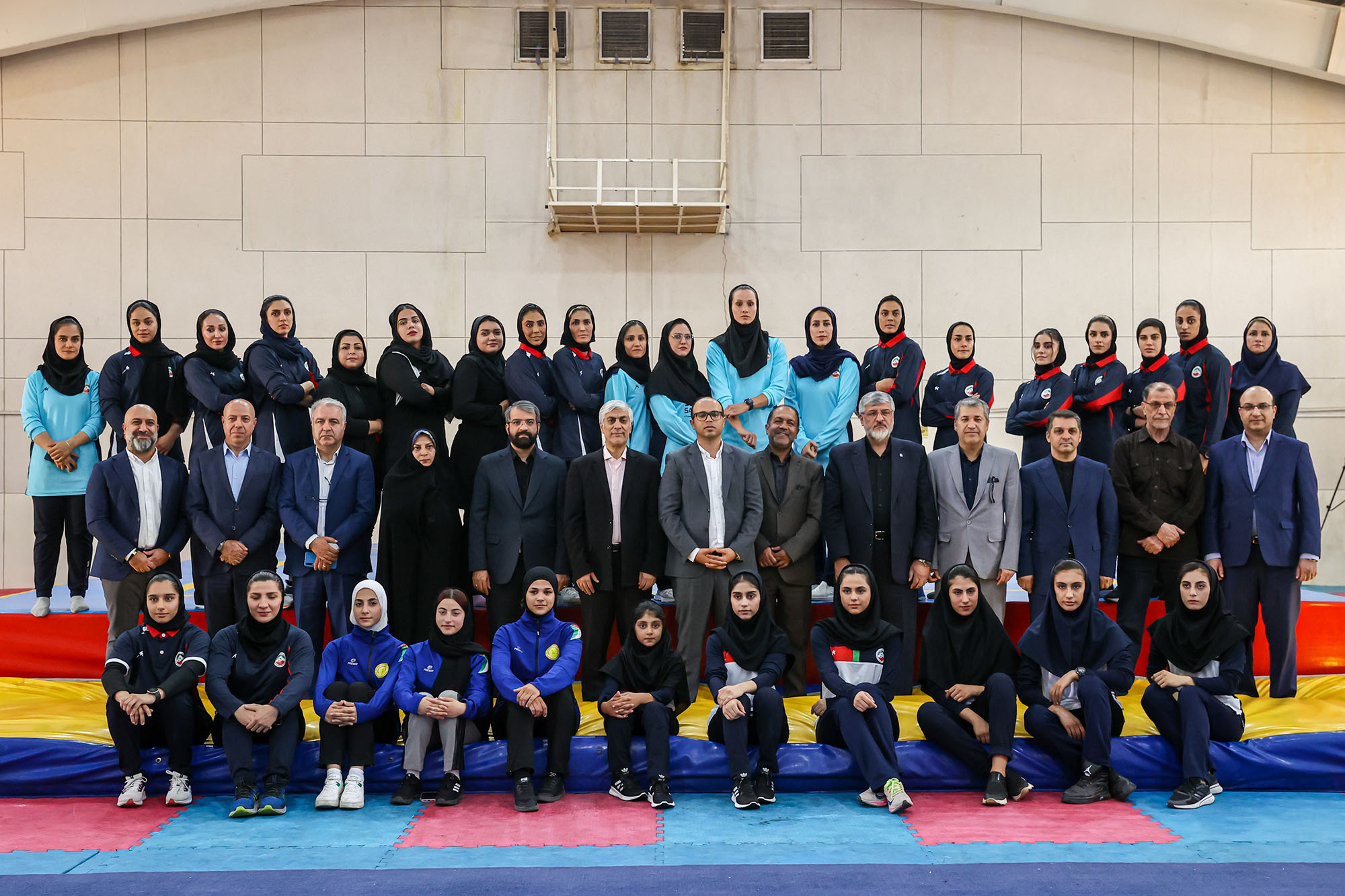 بازدید وزیر ورزش و جوانان و مسولان کمیته ملی المپیک  از اردو تیم ملی ووشو 10