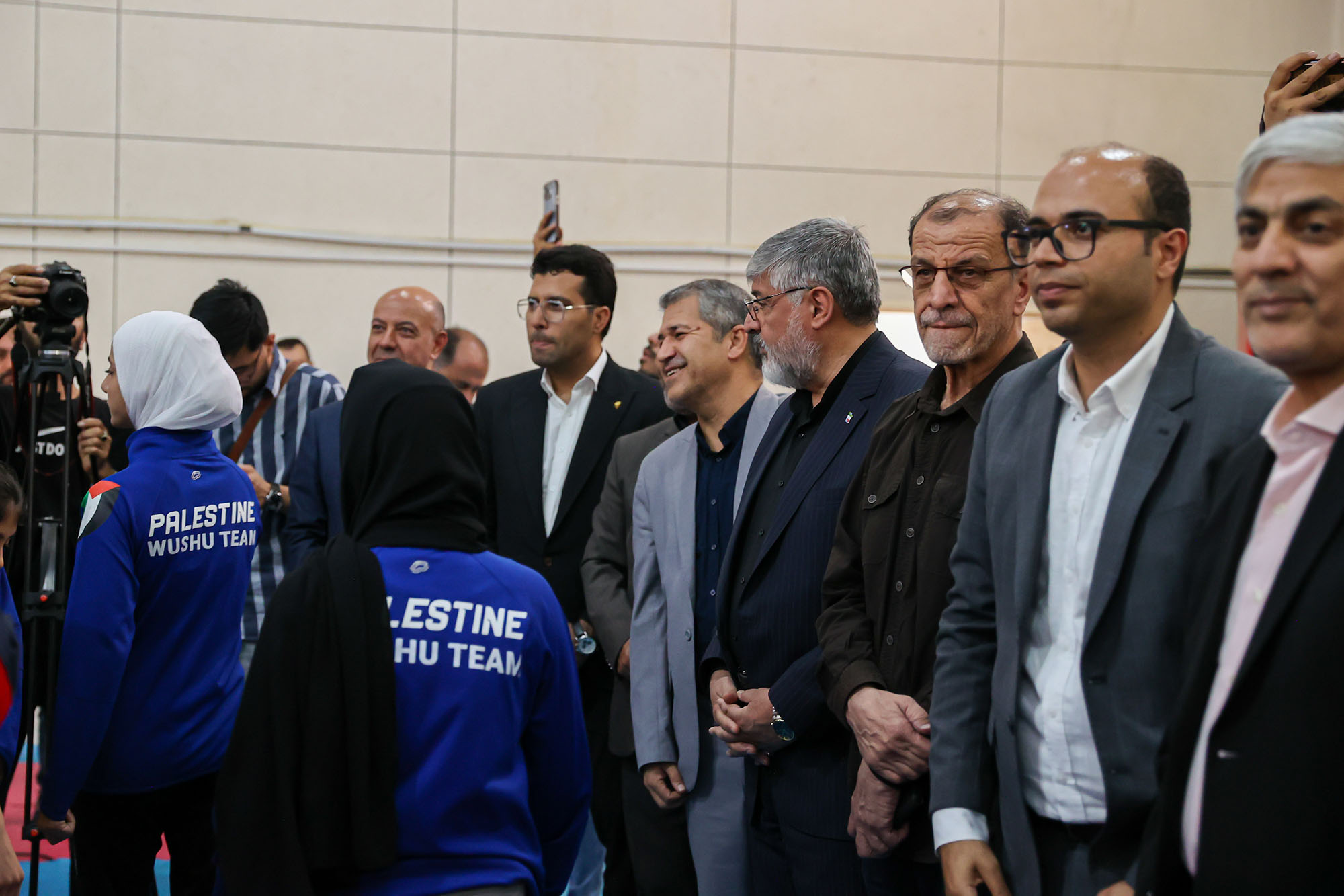 بازدید وزیر ورزش و جوانان و مسولان کمیته ملی المپیک  از اردو تیم ملی ووشو 32