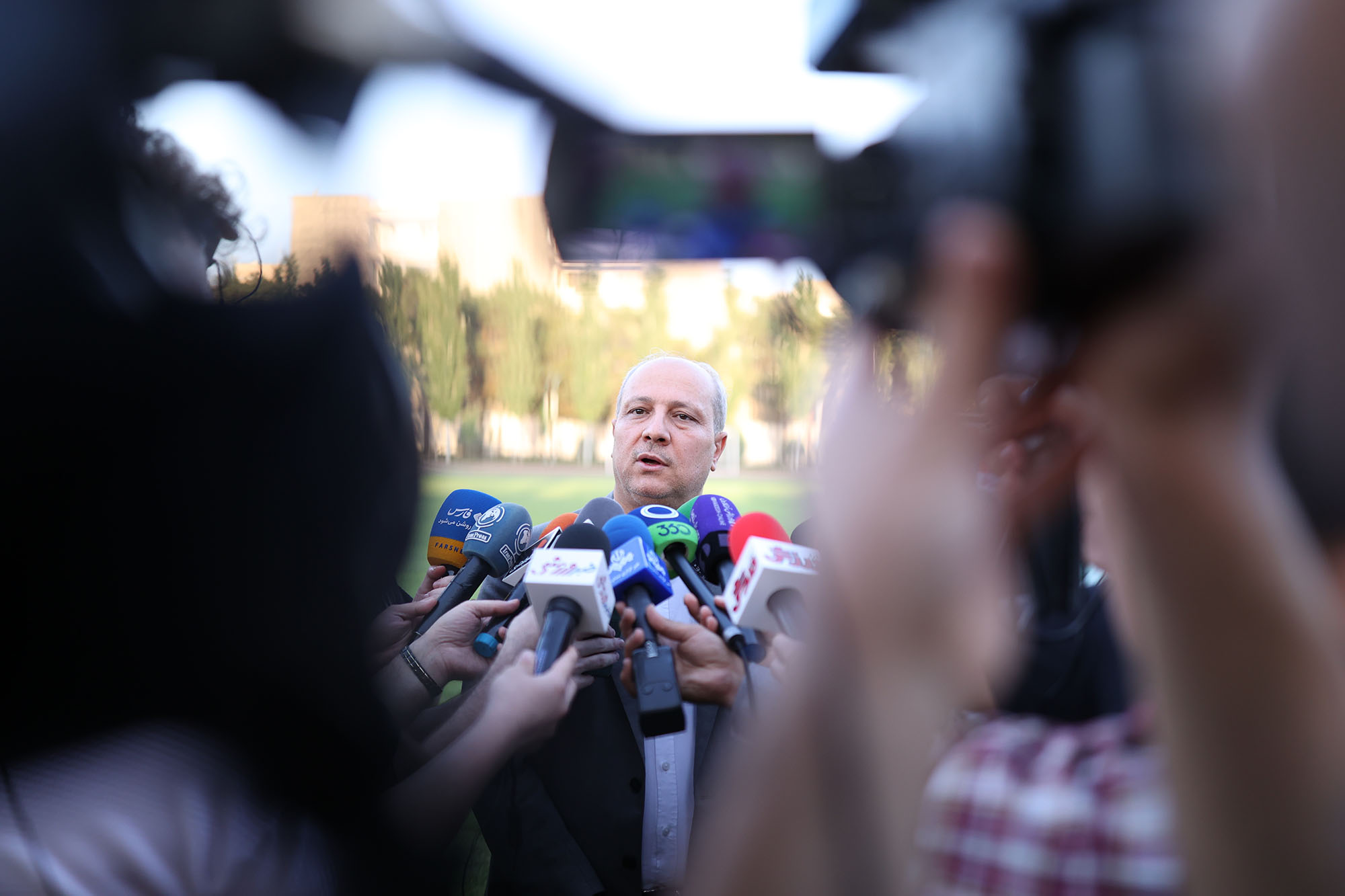 بازدید دبیرکل کمیته ملی المپیک از اردو تیم ملی فوتبال 2