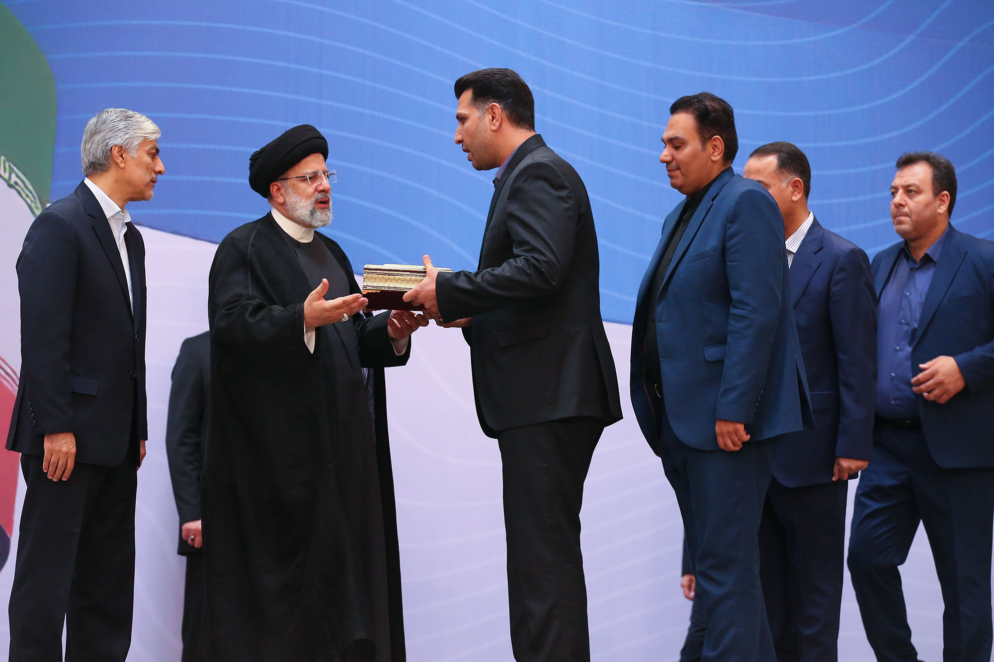 مراسم بدرقه کاروان ورزشی اعزامی به بازی های آسیایی و تقدیر از قهرمانان کشور 7