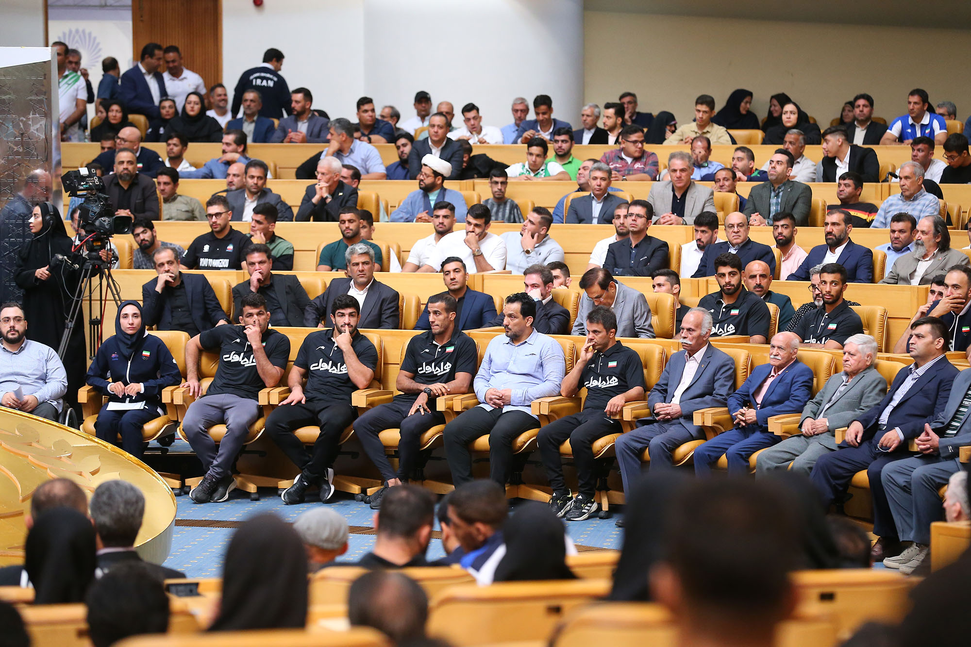 مراسم بدرقه کاروان ورزشی اعزامی به بازی های آسیایی و تقدیر از قهرمانان کشور 28